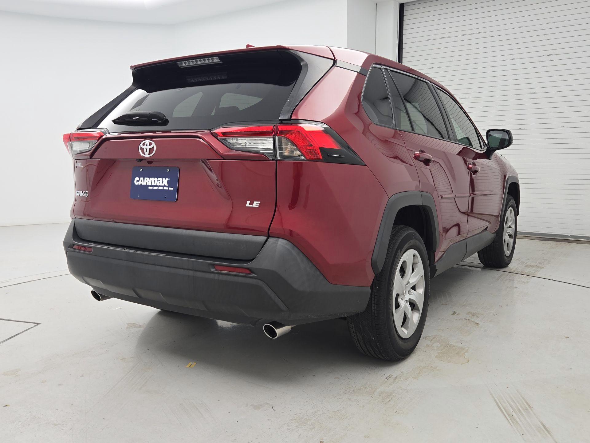 Thumbnail: 2022 Toyota RAV4 - 5
