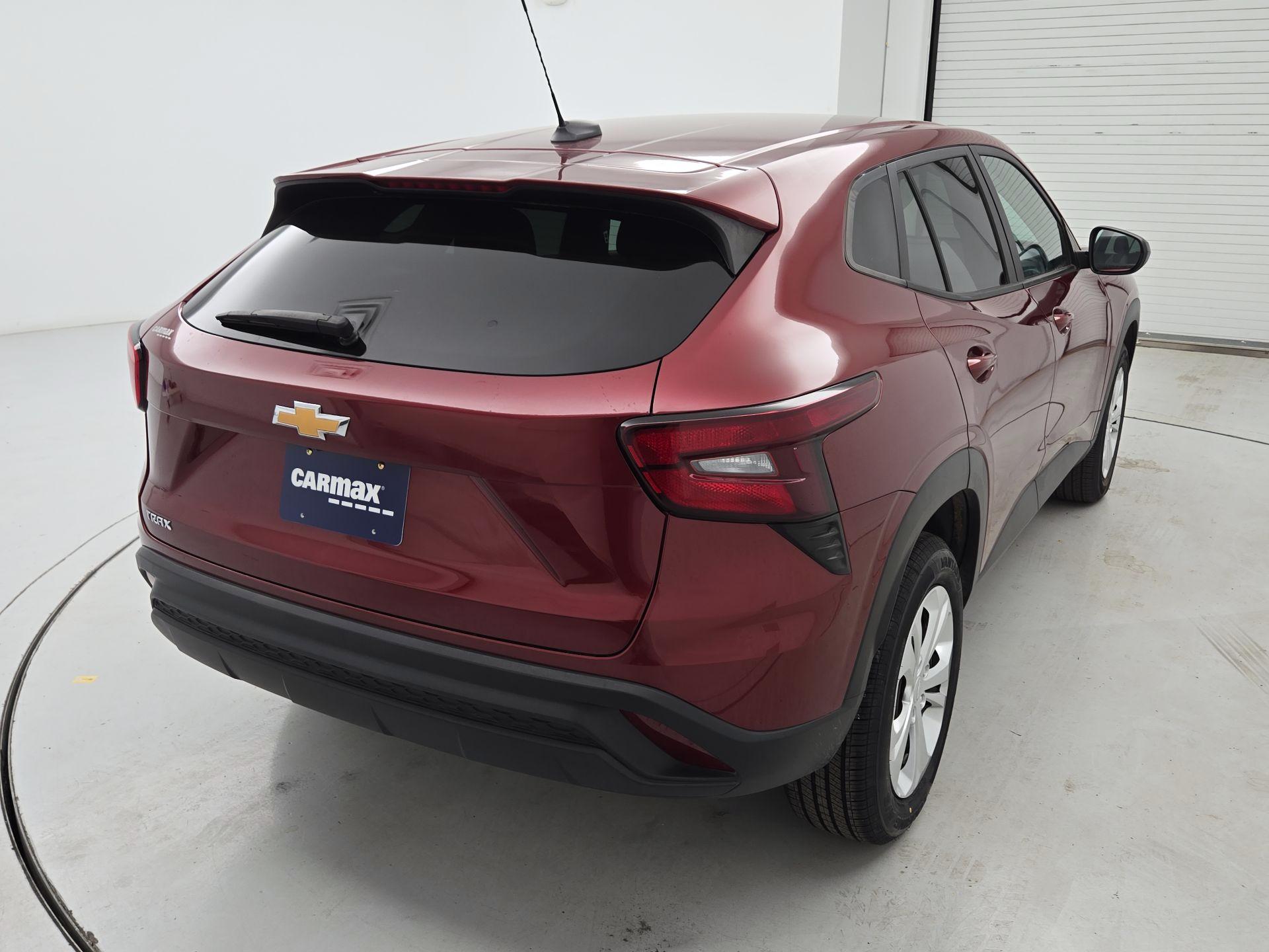 Thumbnail: 2024 Chevrolet Trax - 5