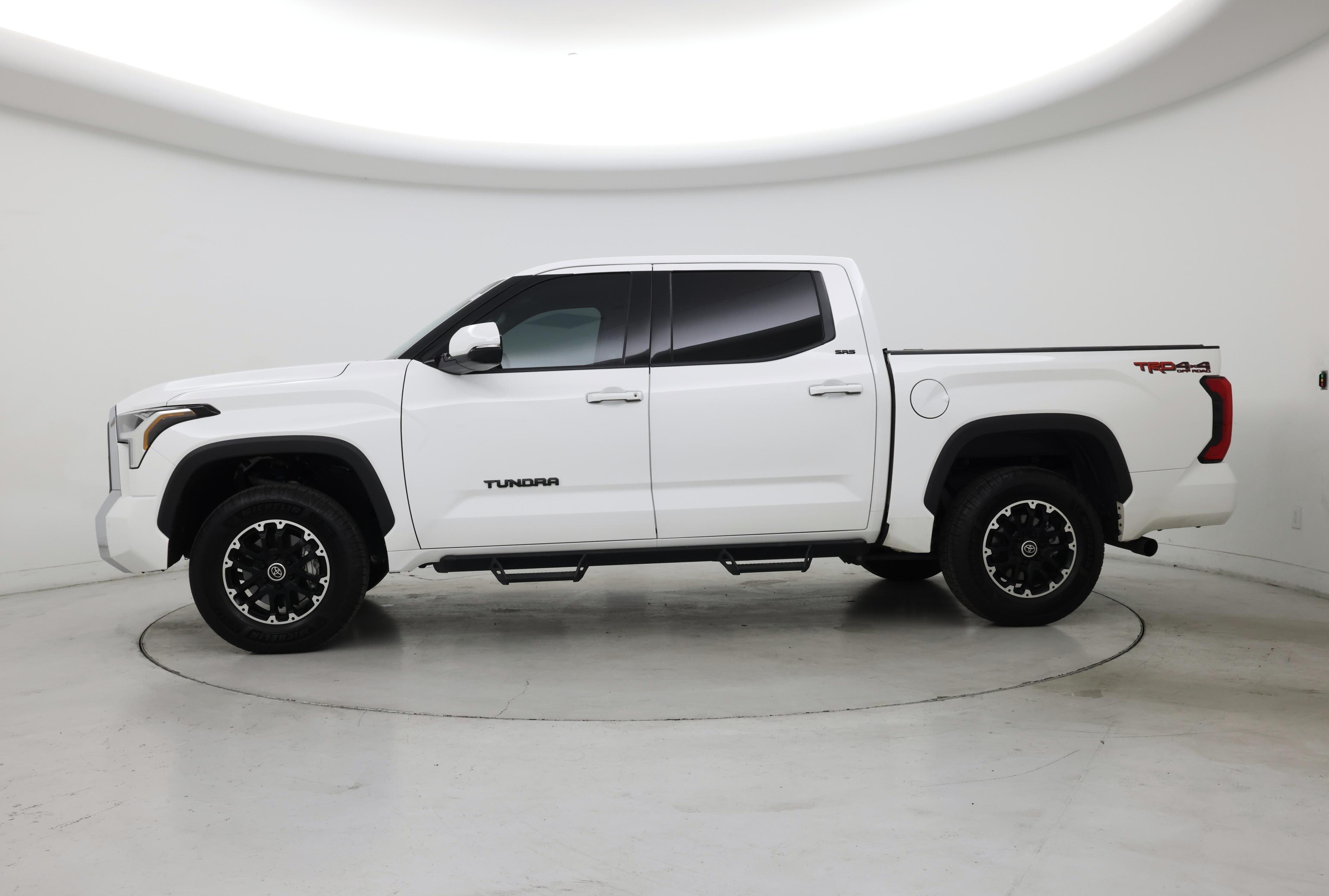 Thumbnail: 2023 Toyota Tundra - 3