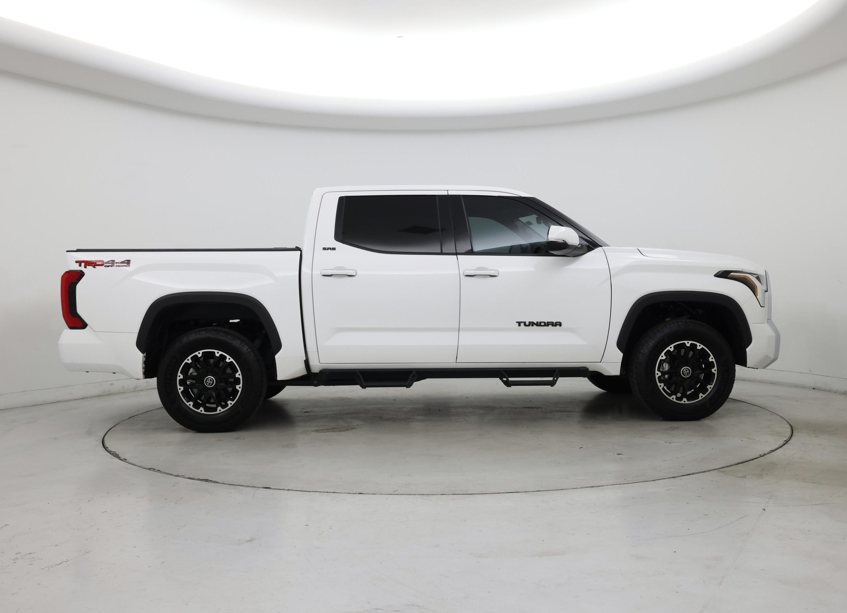 Thumbnail: 2023 Toyota Tundra - 7