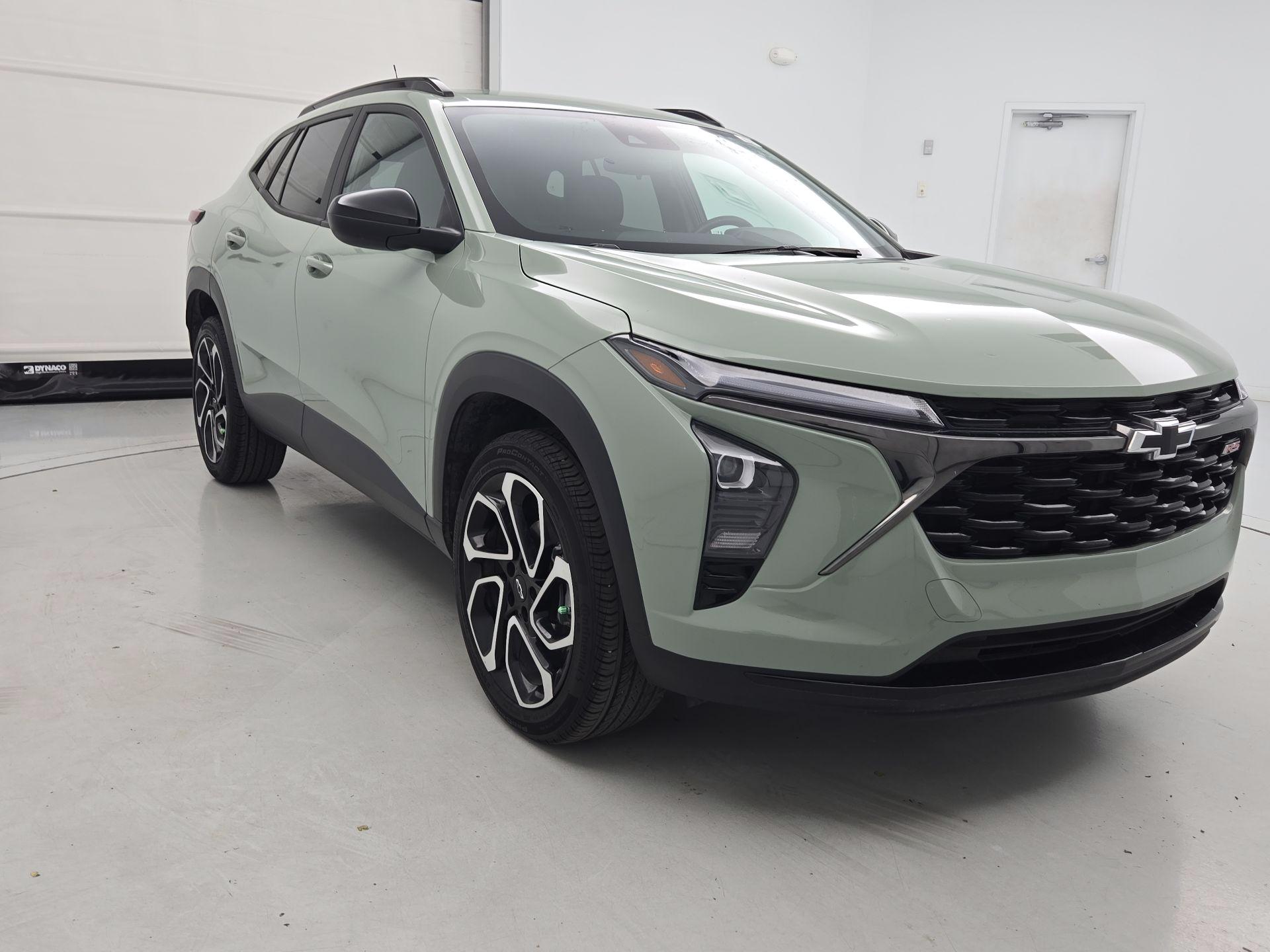 Thumbnail: 2024 Chevrolet Trax - 1