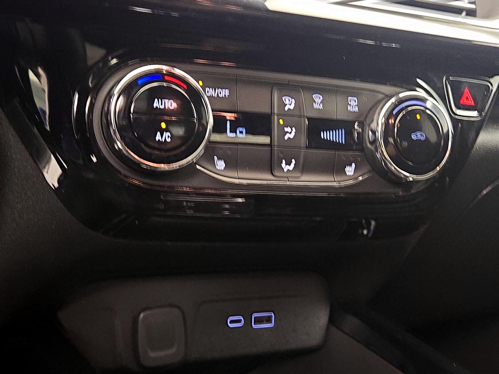 Thumbnail: 2024 Chevrolet Trax - 14