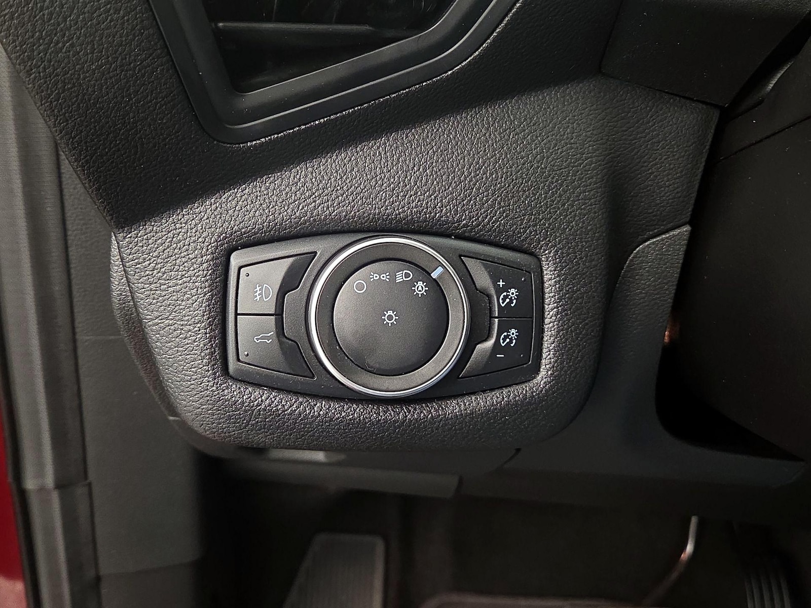2019 Ford Escape SE - Photo 14