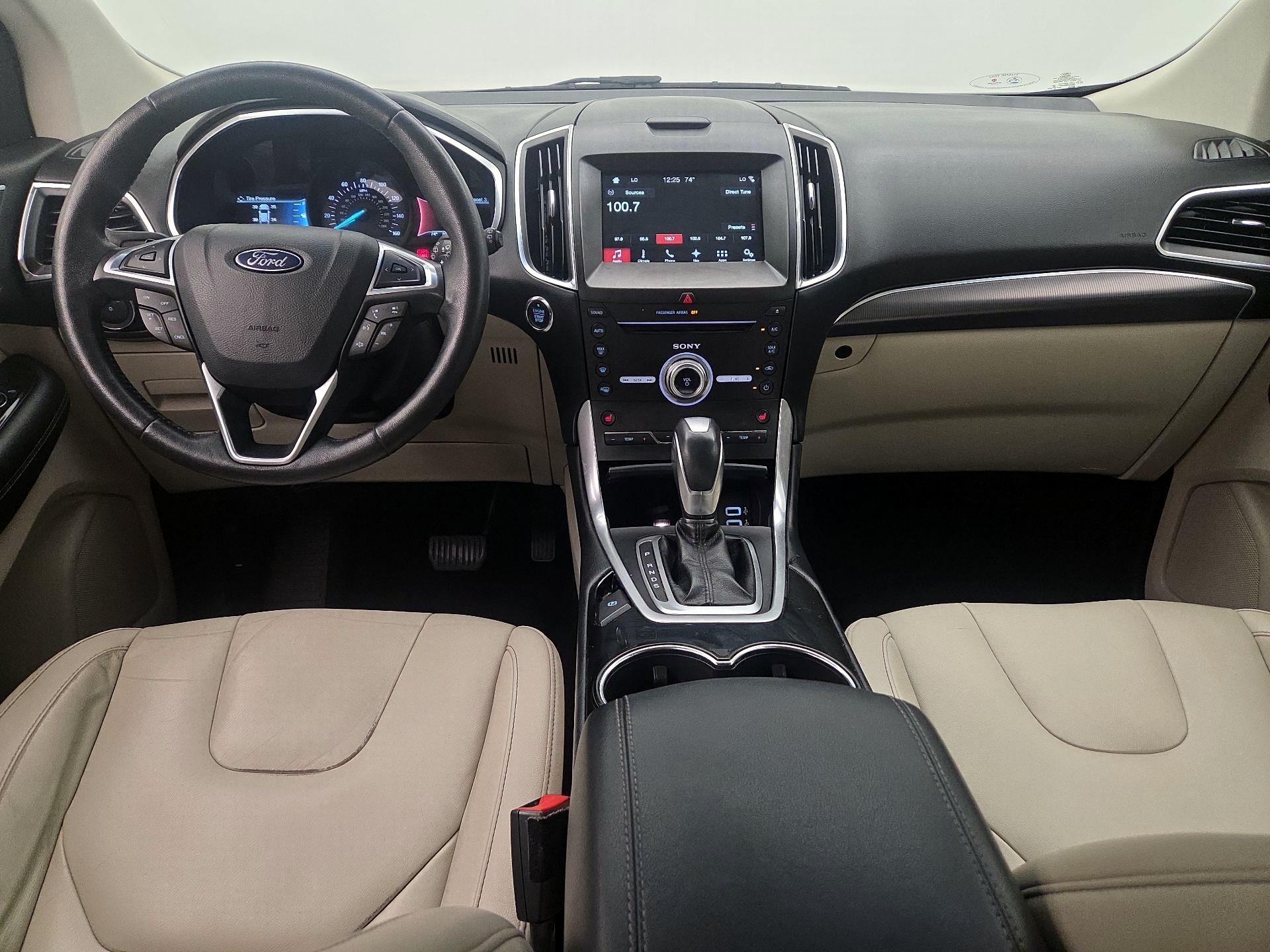 Thumbnail: 2017 Ford Edge - 9
