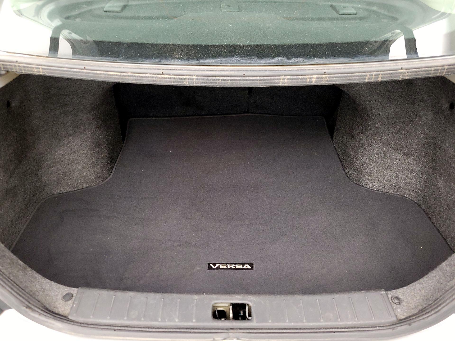 Thumbnail: 2018 Nissan Versa - 20