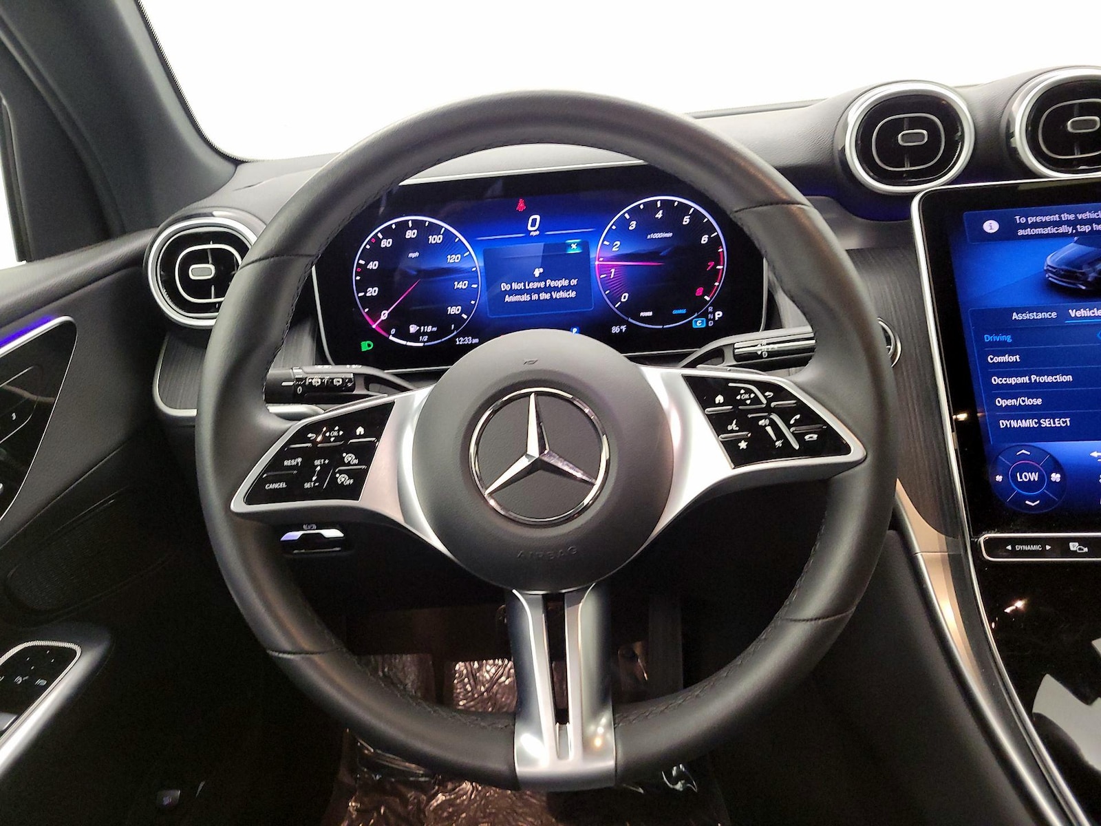 2025 Mercedes-Benz GLC Base - Photo 11