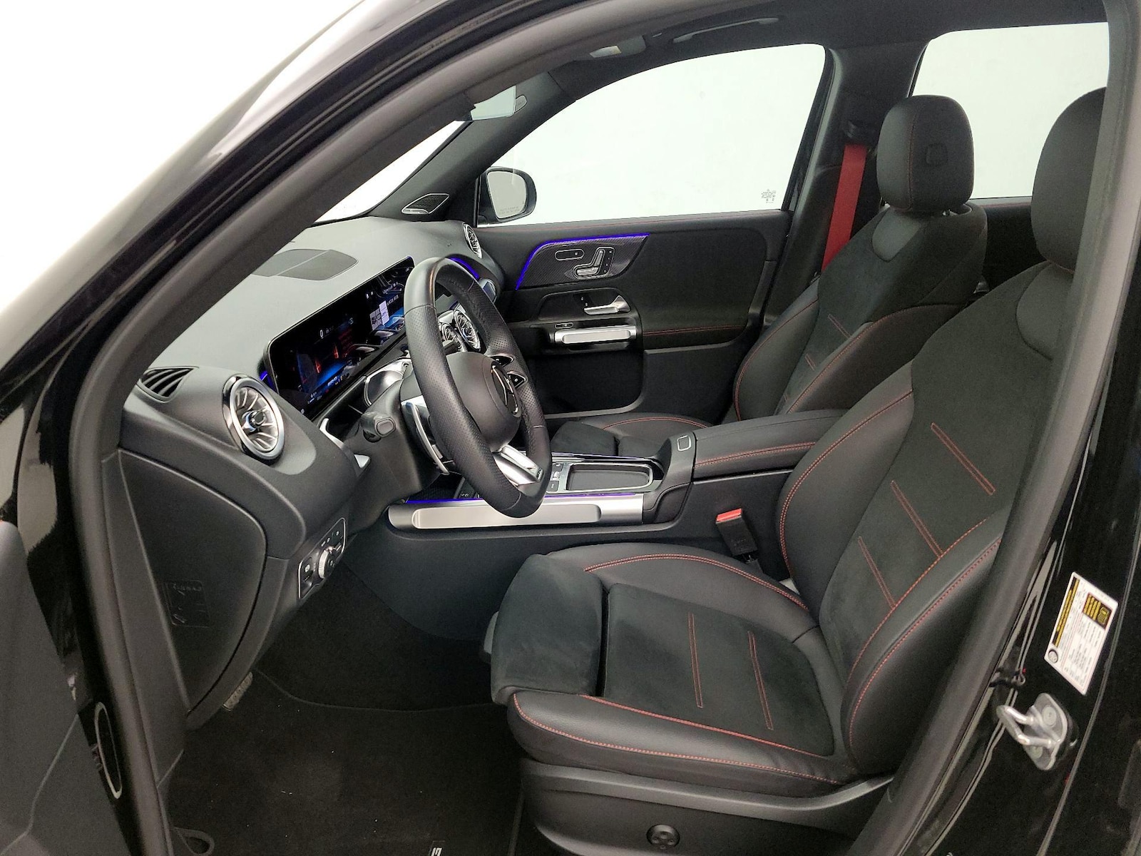 2024 Mercedes-Benz GLB GLB35 AMG - Photo 12