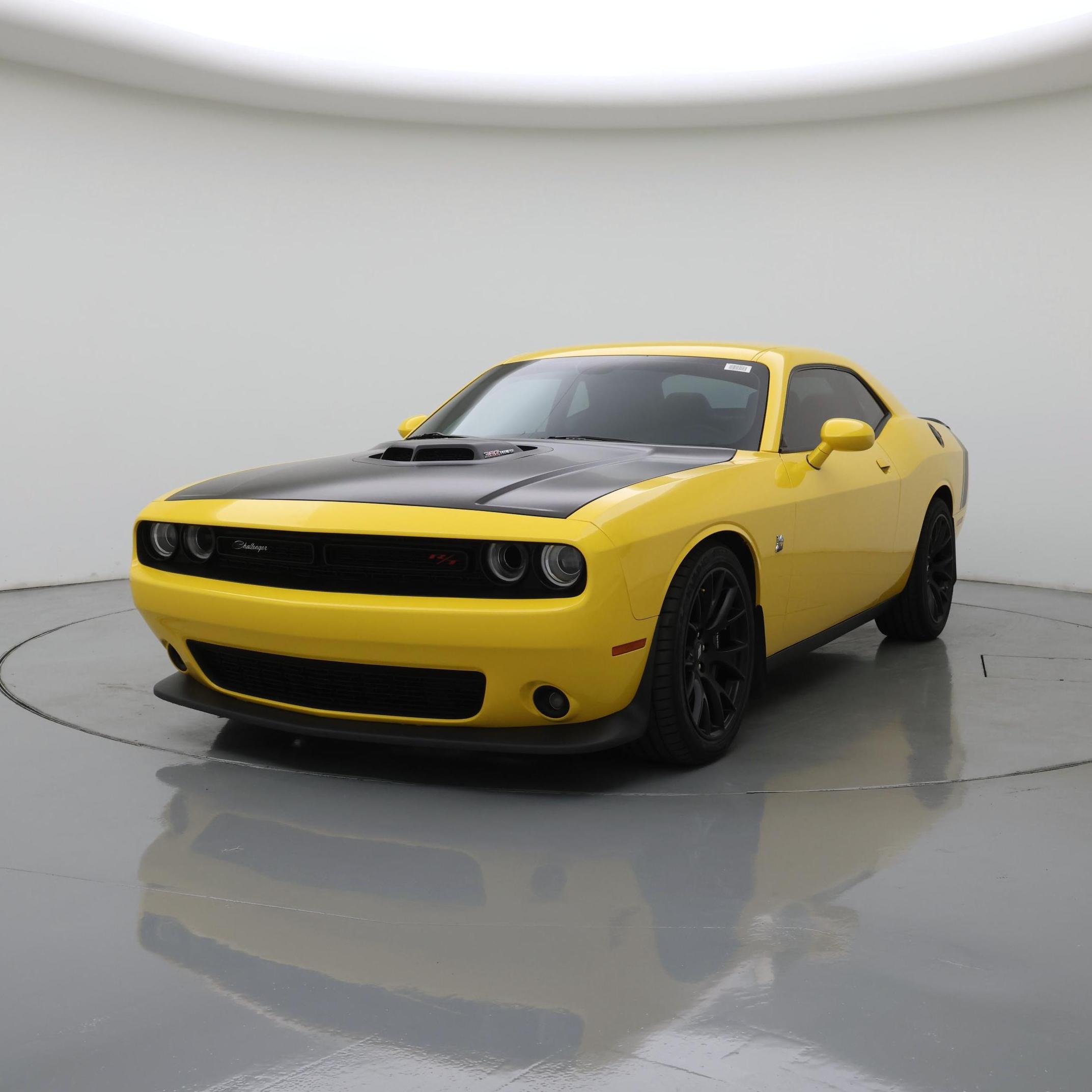 Thumbnail: 2017 Dodge Challenger - 4
