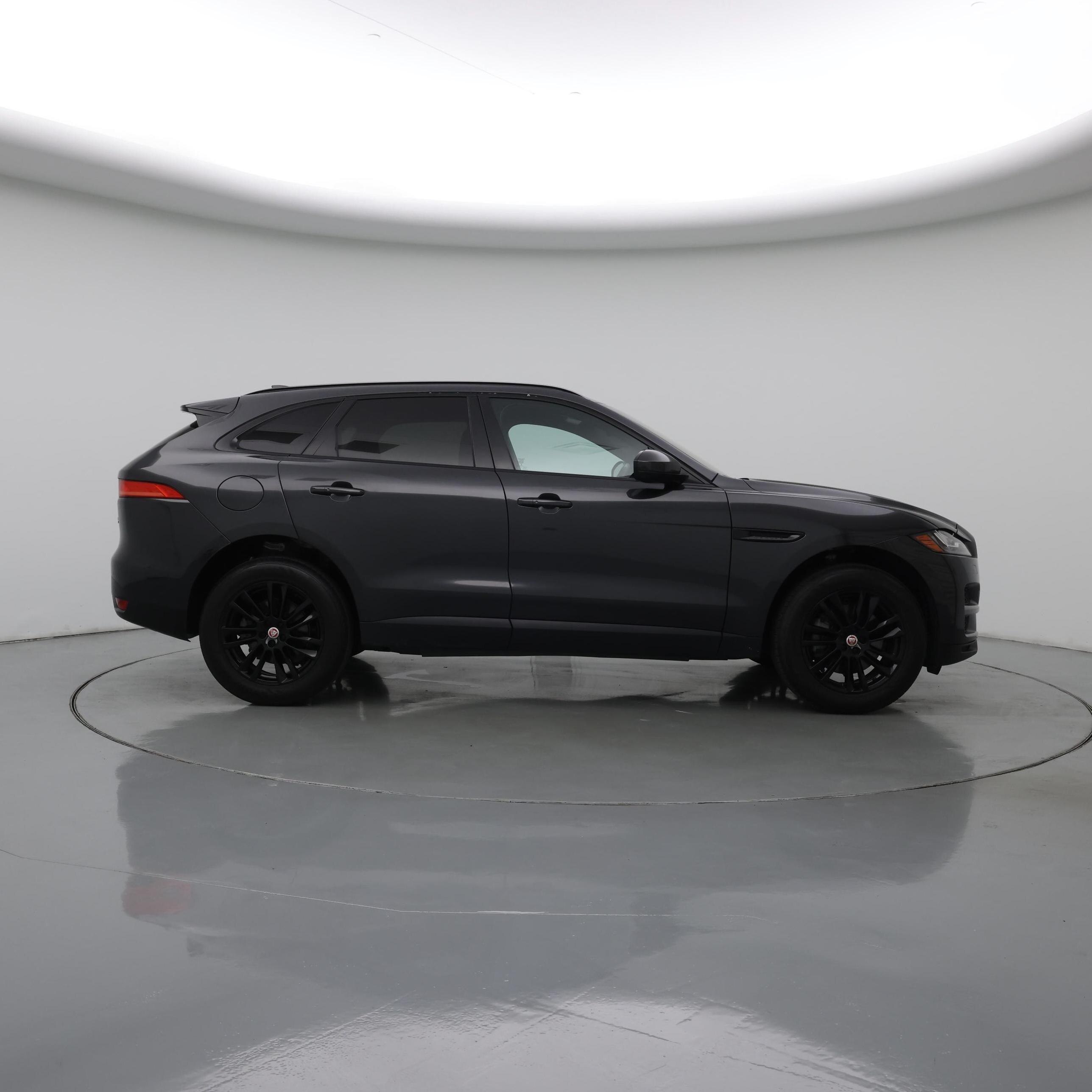 Thumbnail: 2018 Jaguar F-Pace - 7