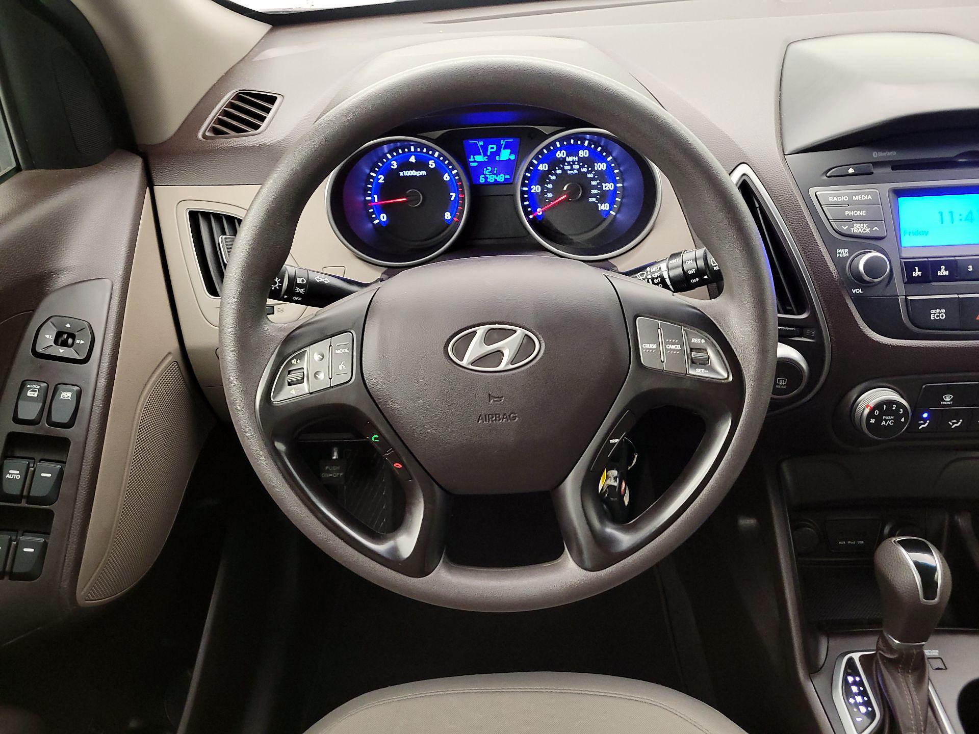 Thumbnail: 2014 Hyundai Tucson - 10