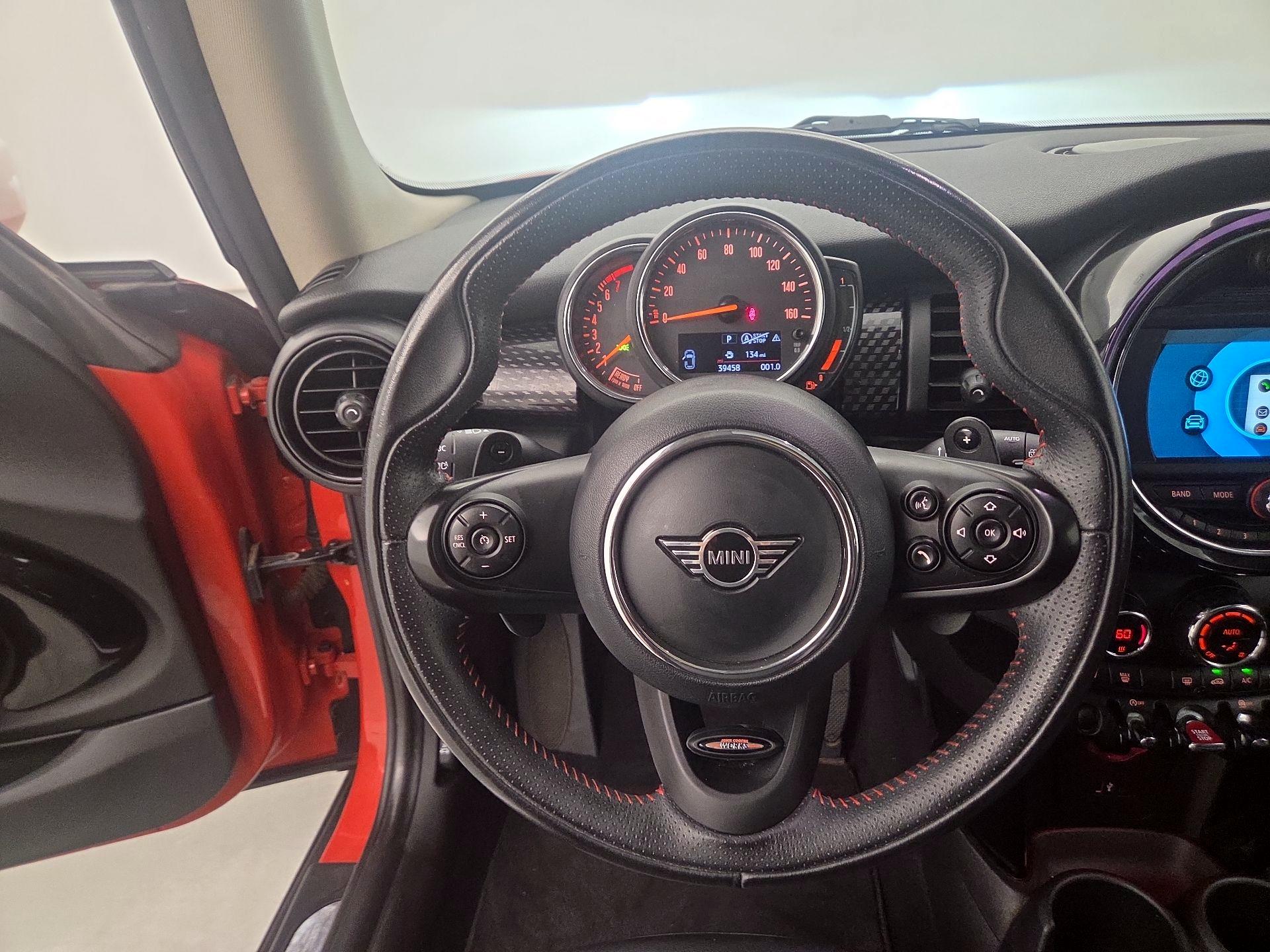 Thumbnail: 2020 MINI Cooper Hardtop - 10