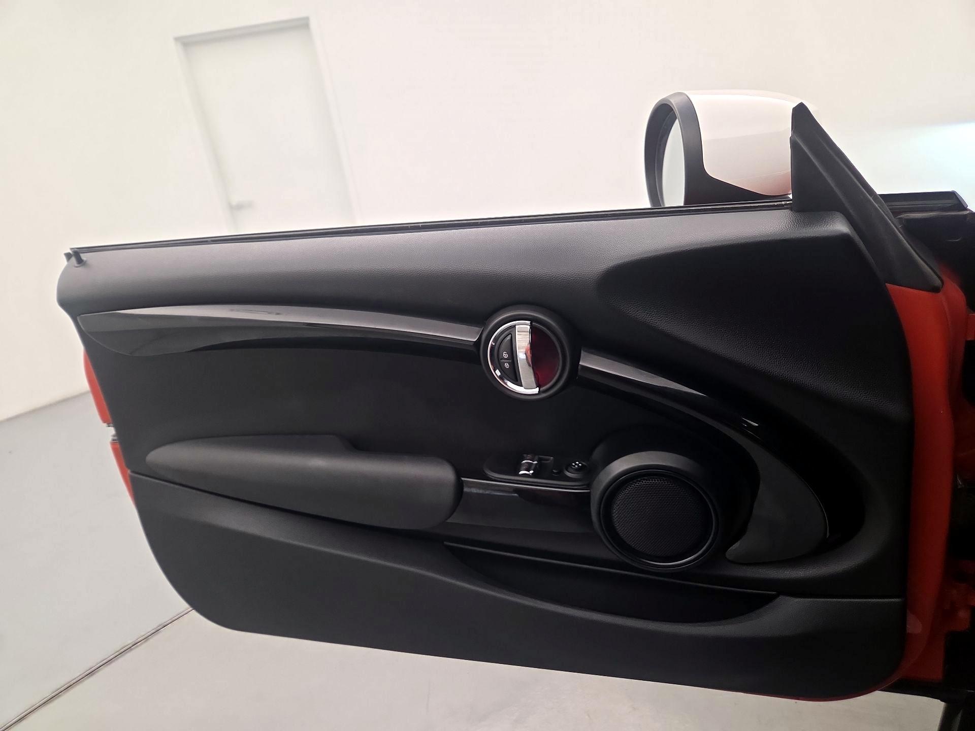 Thumbnail: 2020 MINI Cooper Hardtop - 12