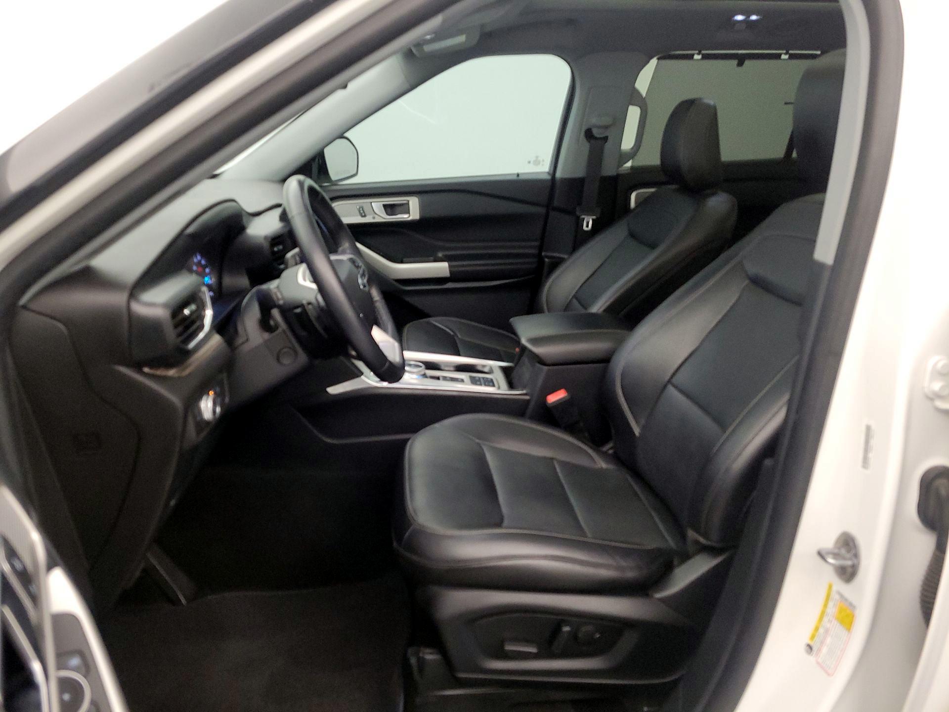 Thumbnail: 2021 Ford Explorer - 11