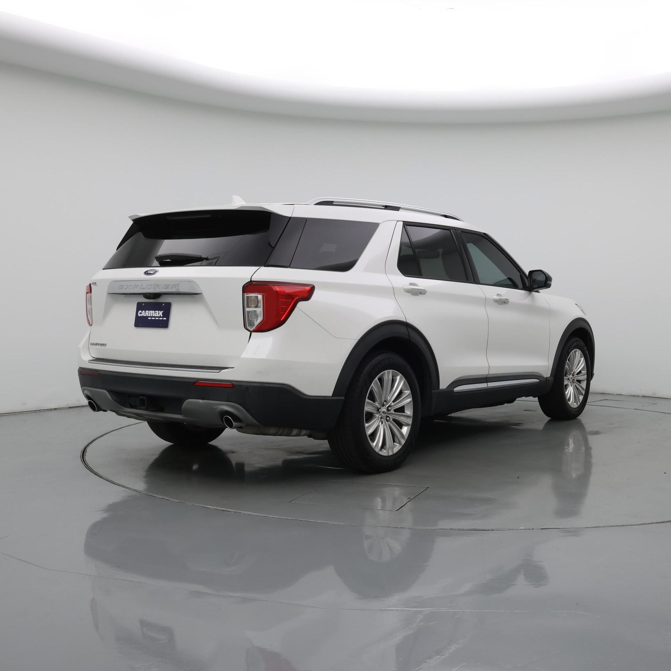 Thumbnail: 2021 Ford Explorer - 8