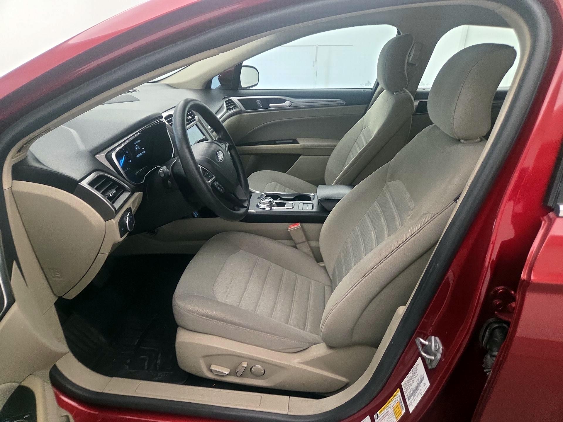 Thumbnail: 2019 Ford Fusion - 9