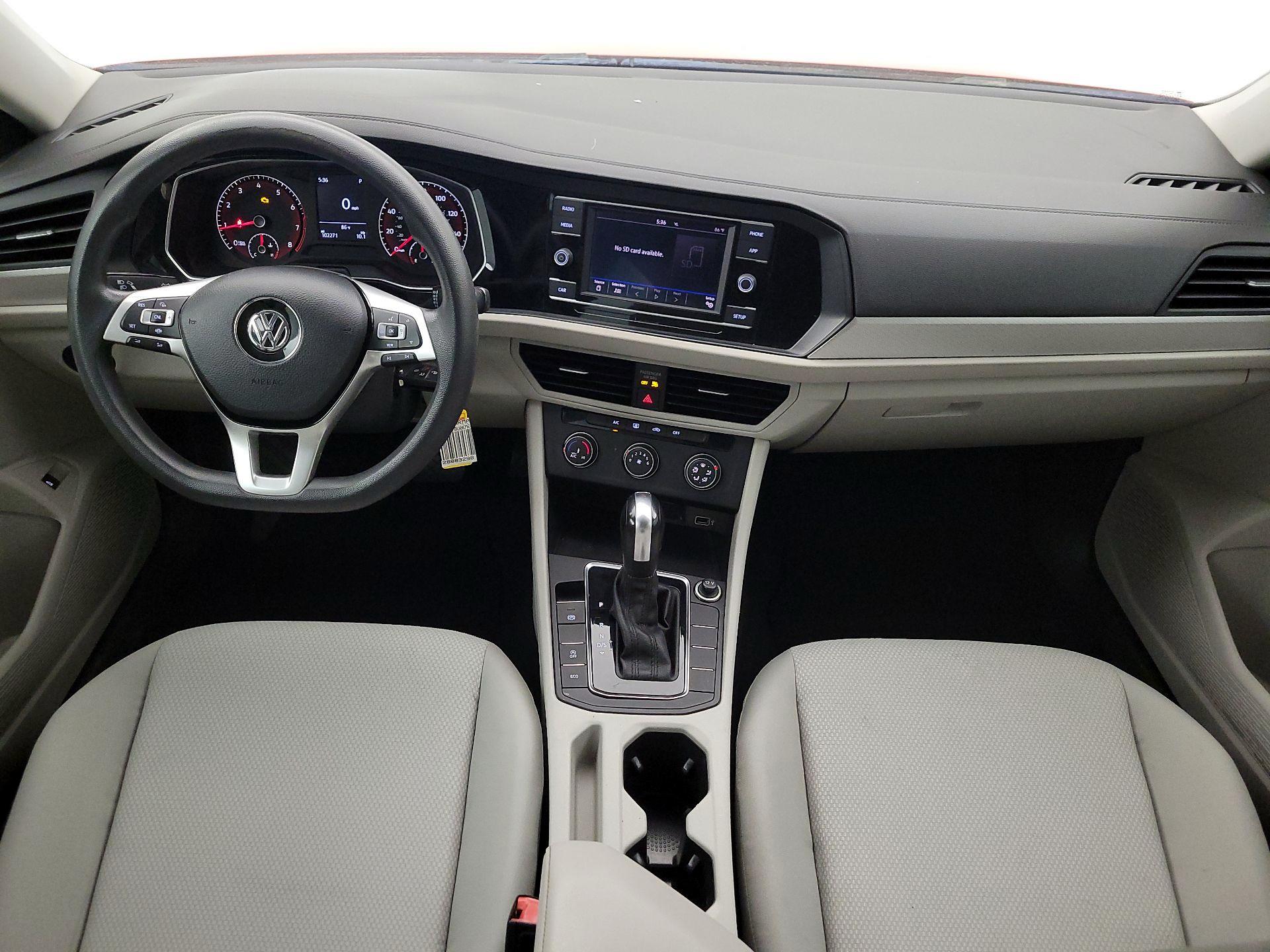 Thumbnail: 2019 Volkswagen Jetta - 9