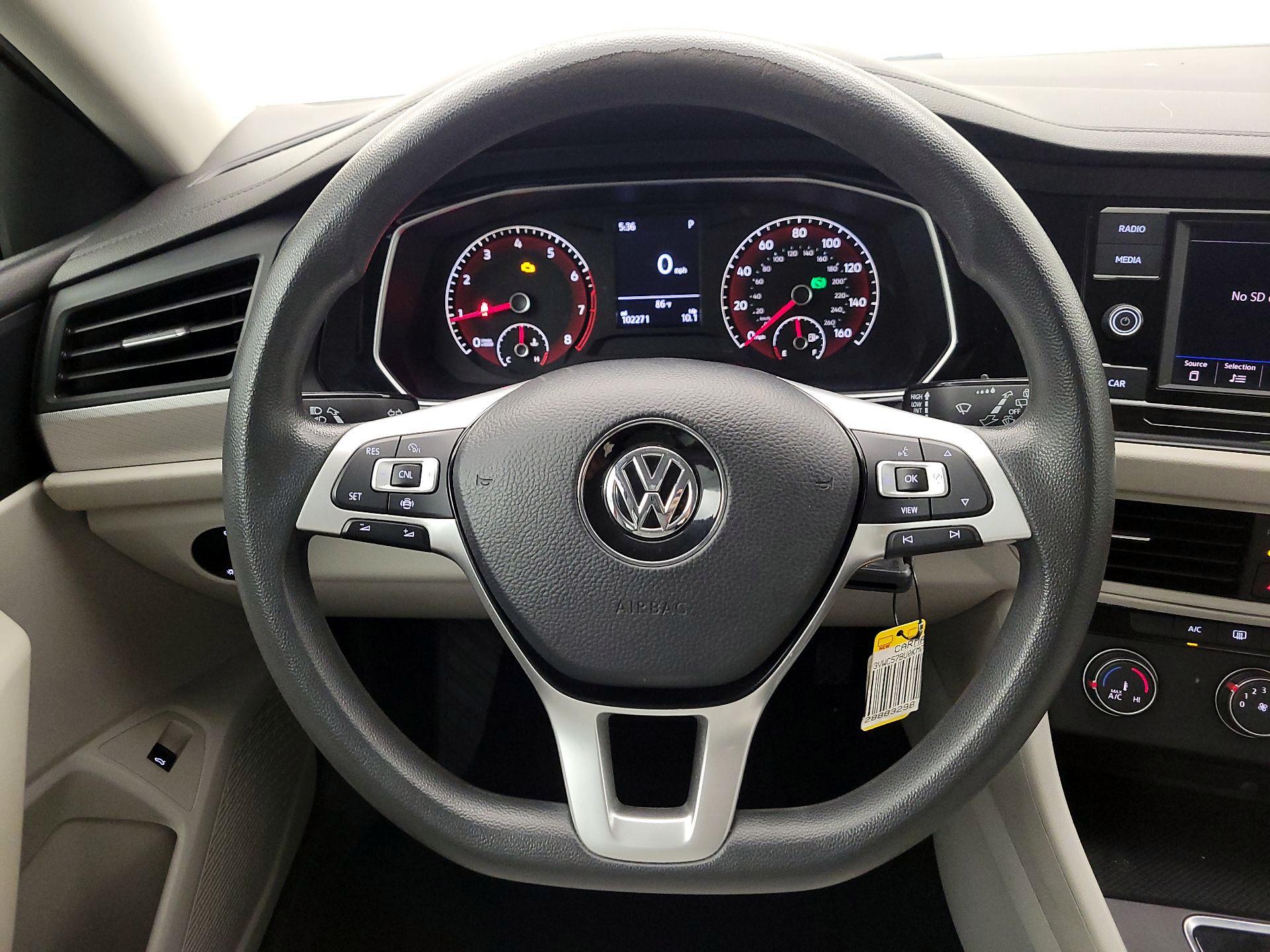 Thumbnail: 2019 Volkswagen Jetta - 10