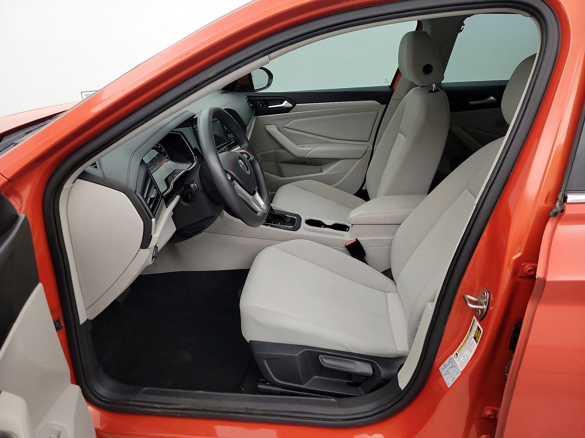 Thumbnail: 2019 Volkswagen Jetta - 11