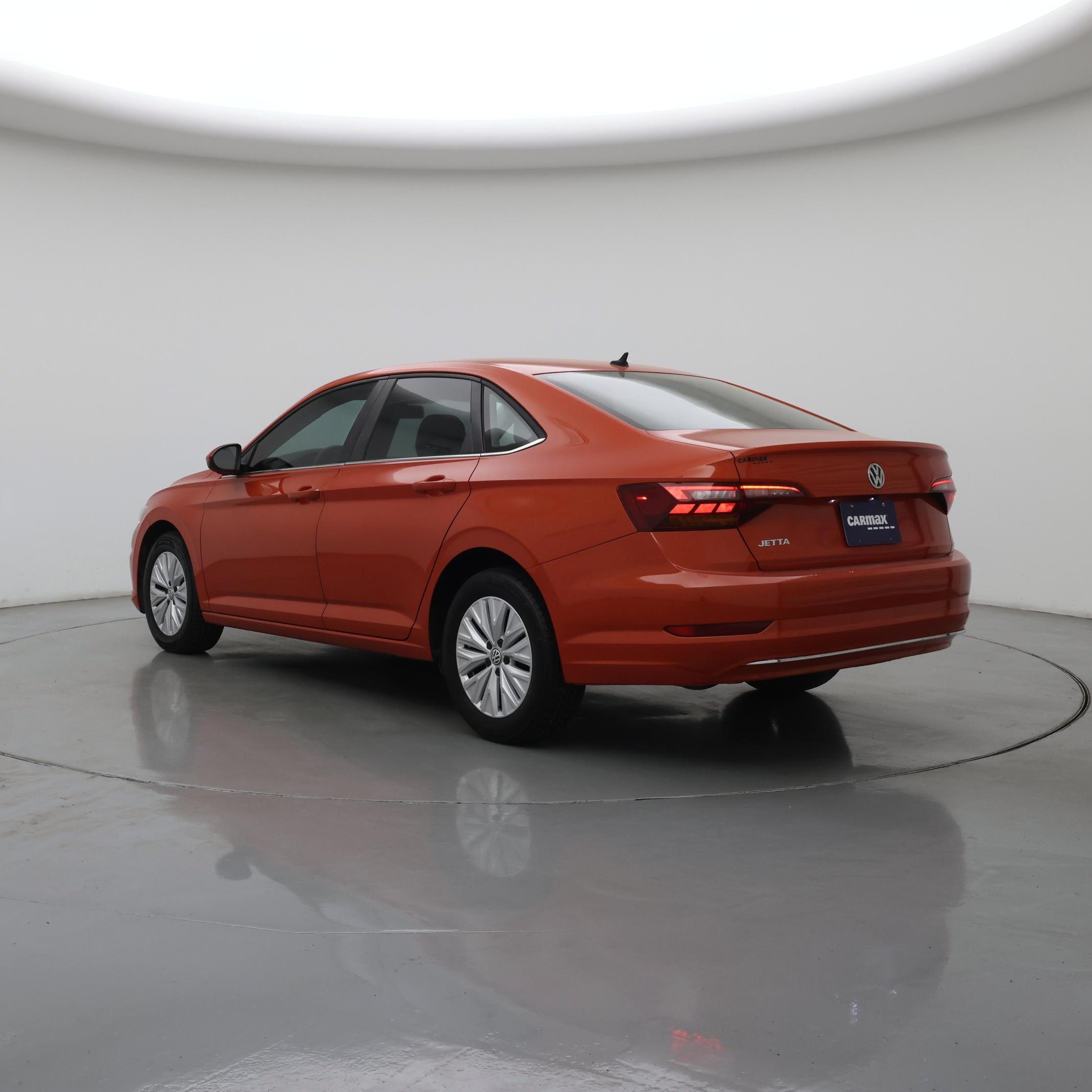 Thumbnail: 2019 Volkswagen Jetta - 2