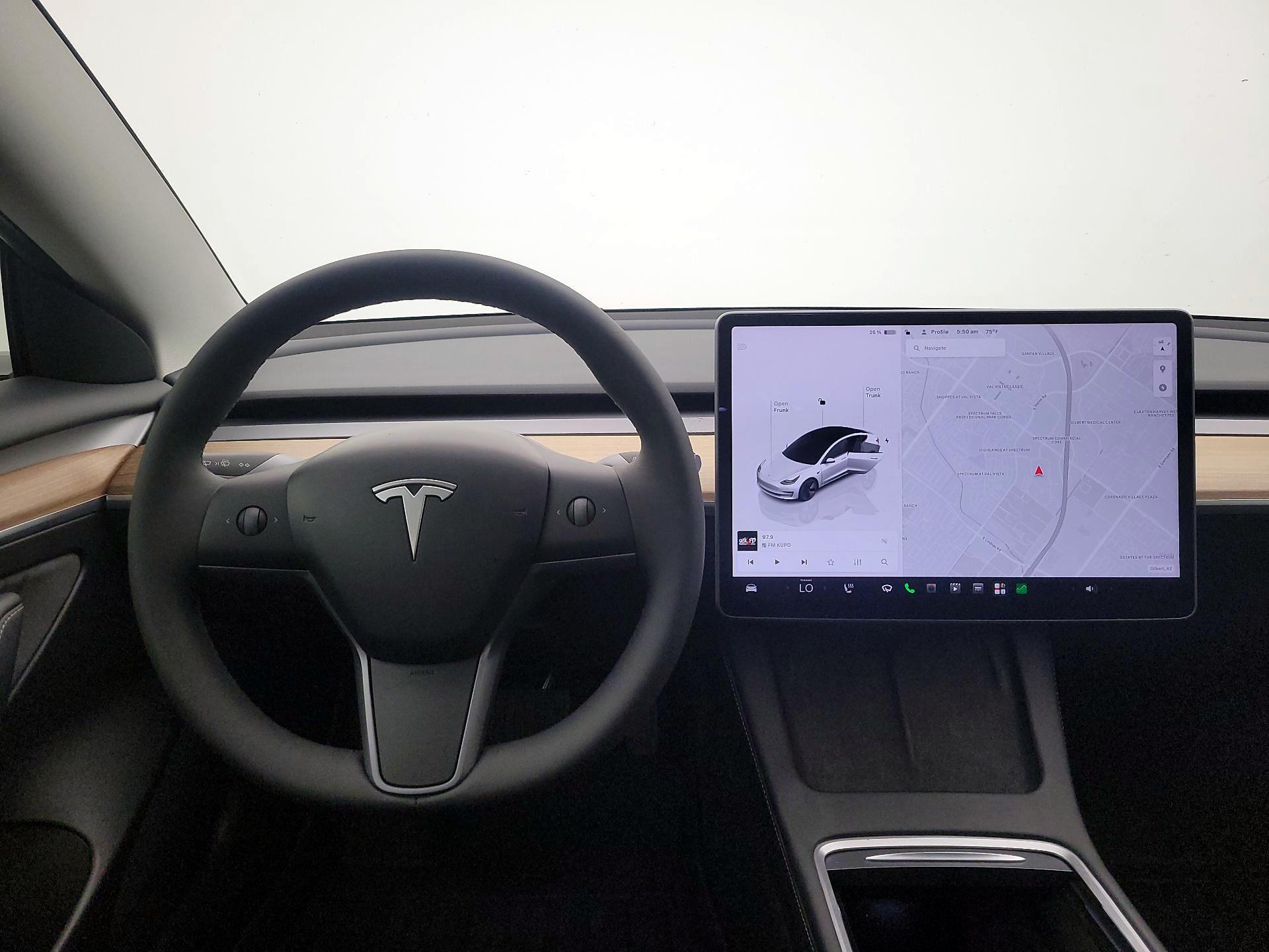 Thumbnail: 2023 Tesla Model 3 - 10
