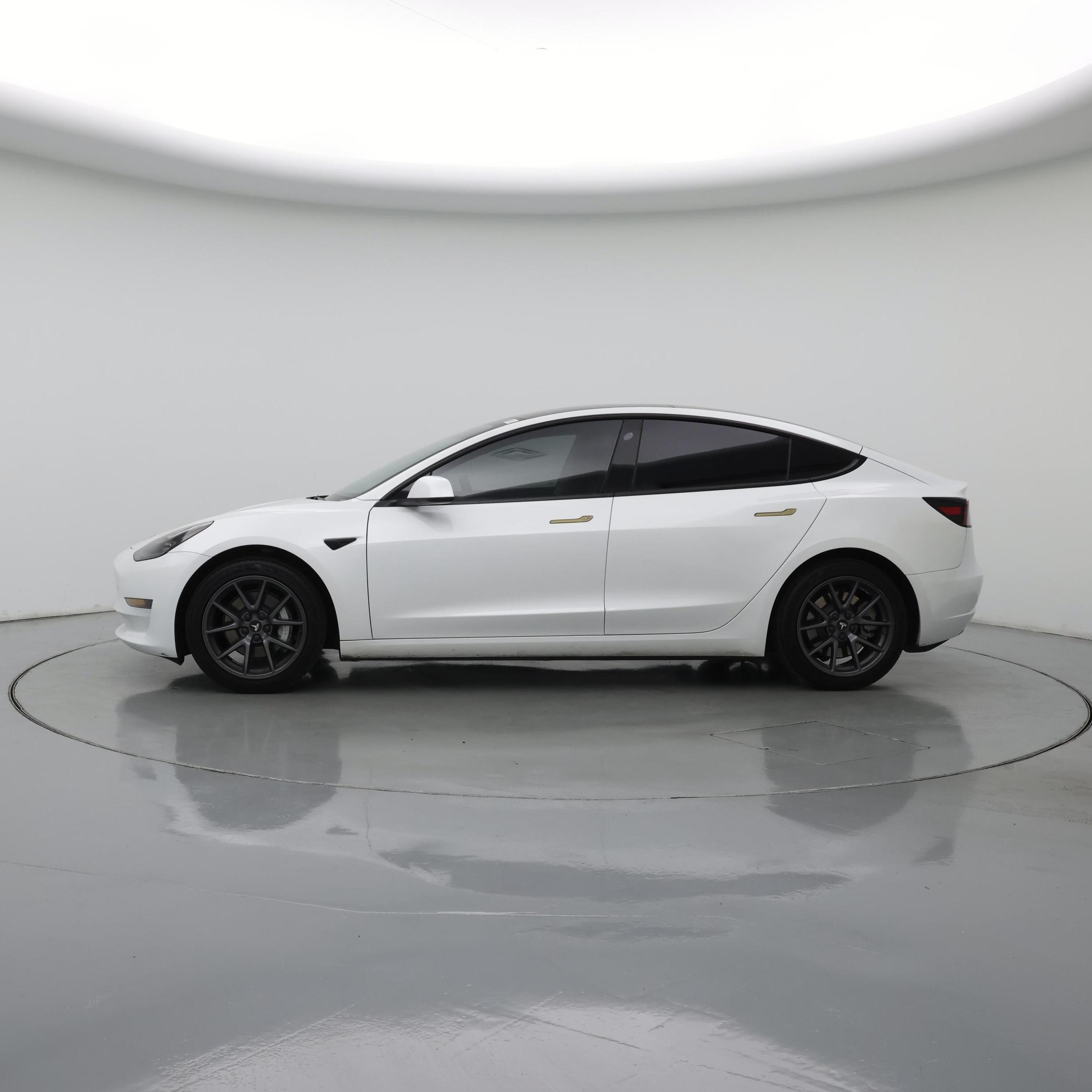 Thumbnail: 2023 Tesla Model 3 - 3