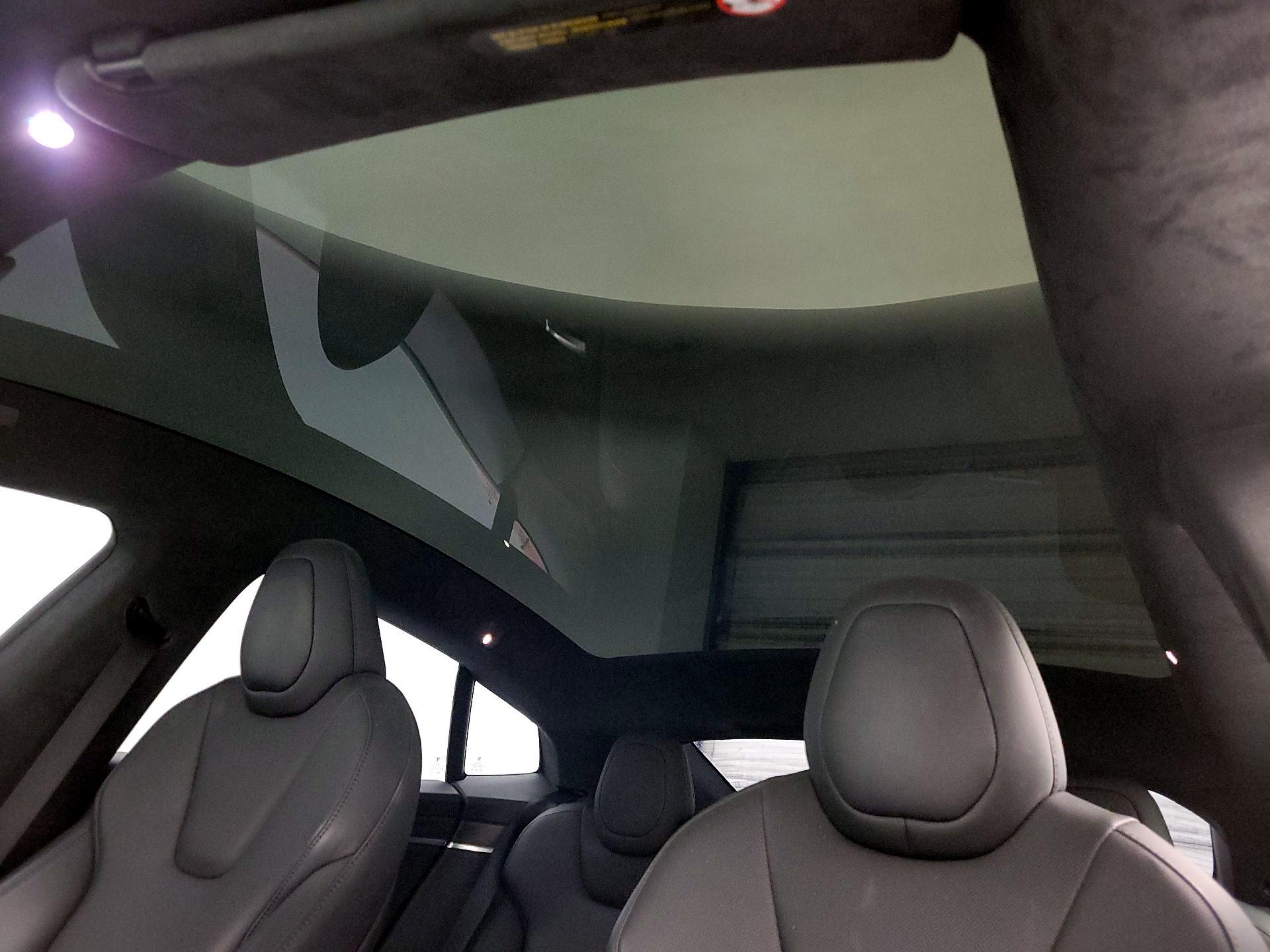 Thumbnail: 2021 Tesla Model S - 17