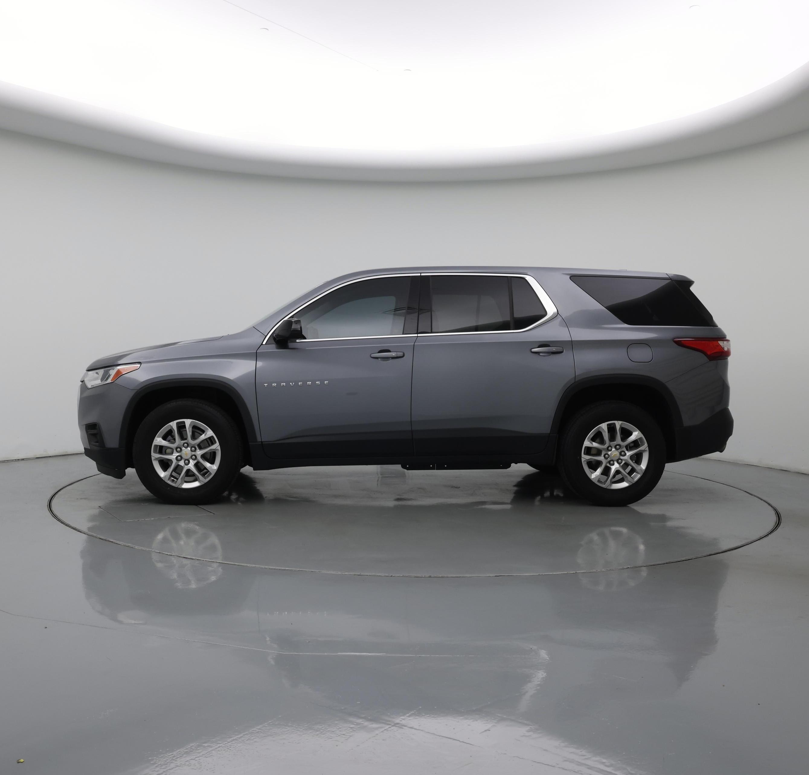 Thumbnail: 2020 Chevrolet Traverse - 3