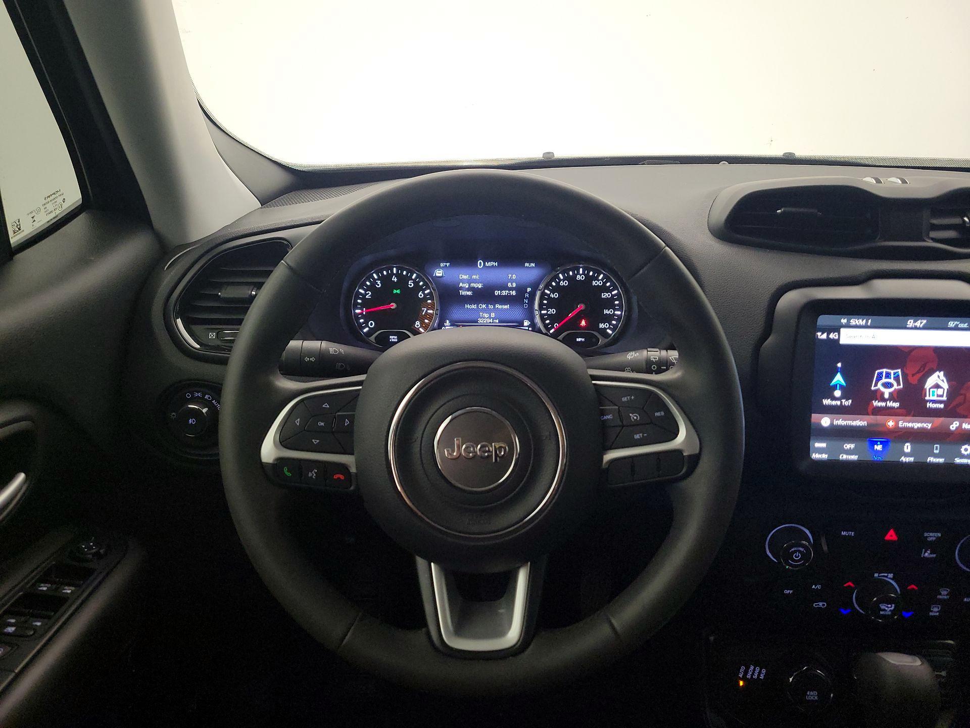 Thumbnail: 2023 Jeep Renegade - 10
