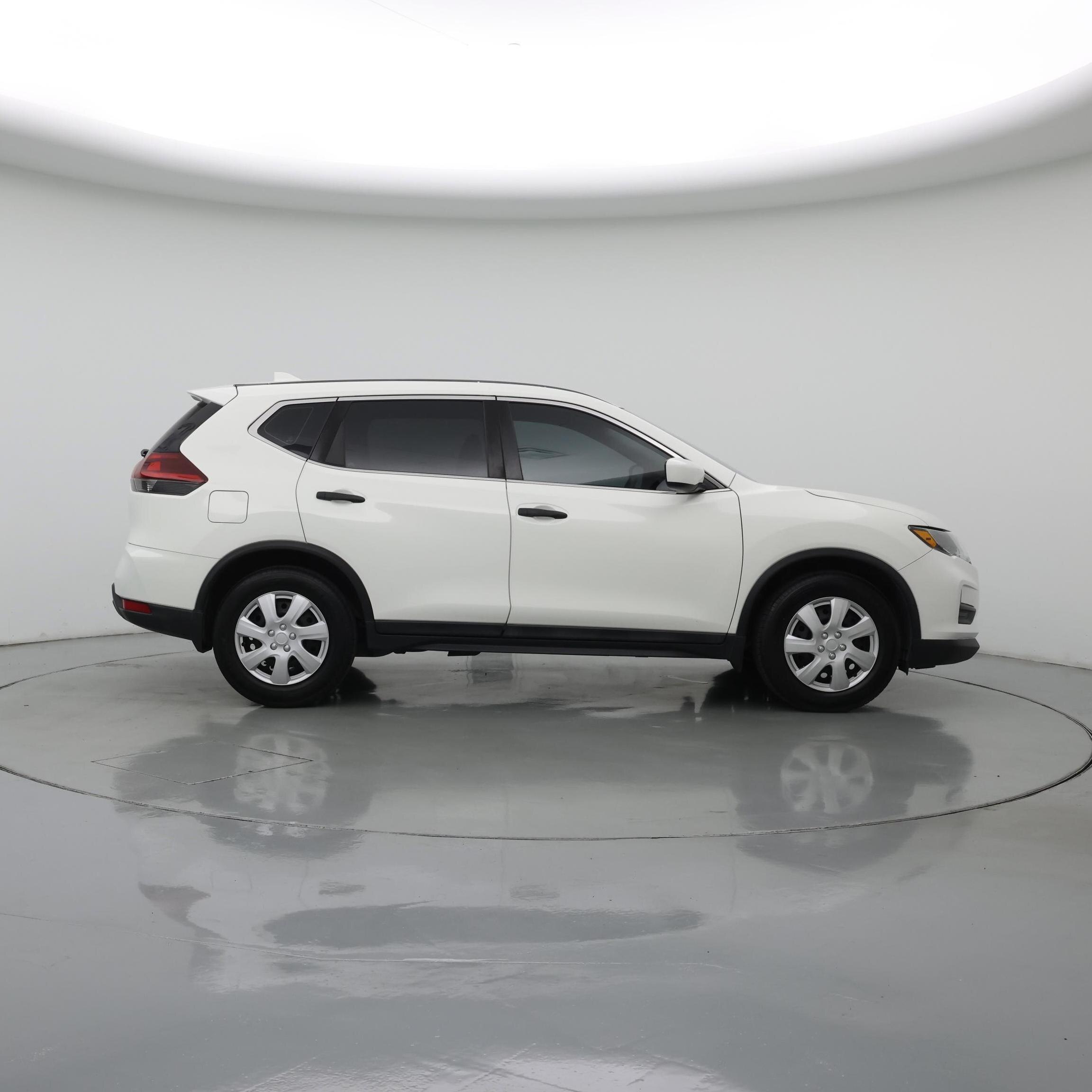 Thumbnail: 2018 Nissan Rogue - 7