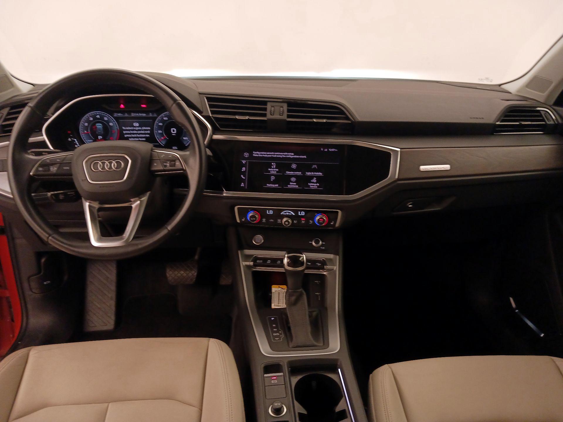 Thumbnail: 2020 Audi Q3 - 9