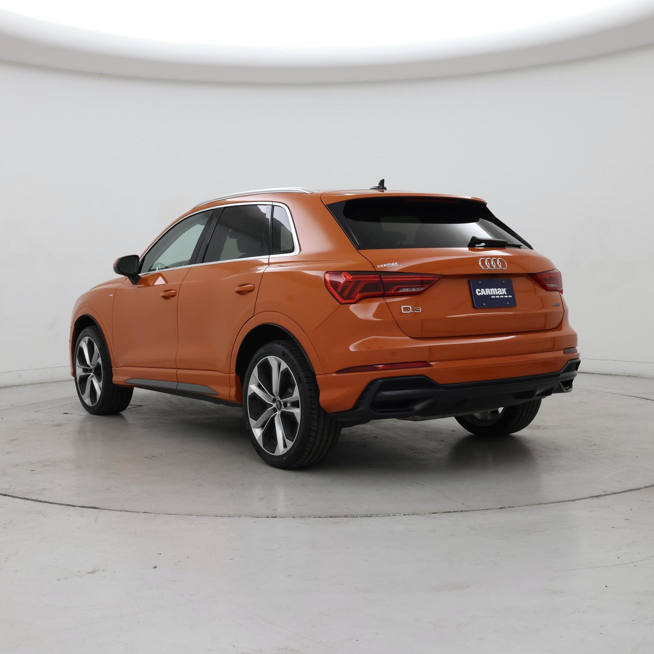 Thumbnail: 2020 Audi Q3 - 2