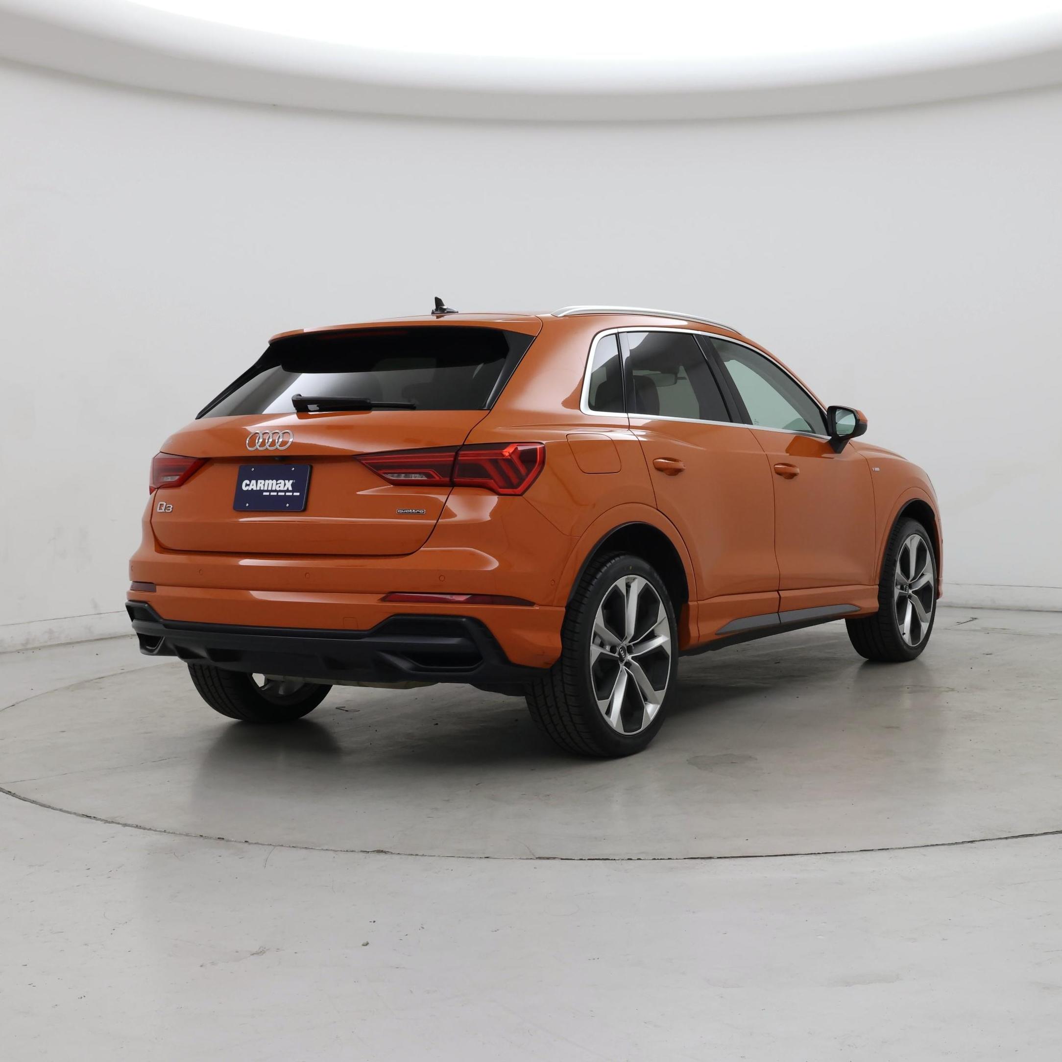 Thumbnail: 2020 Audi Q3 - 8
