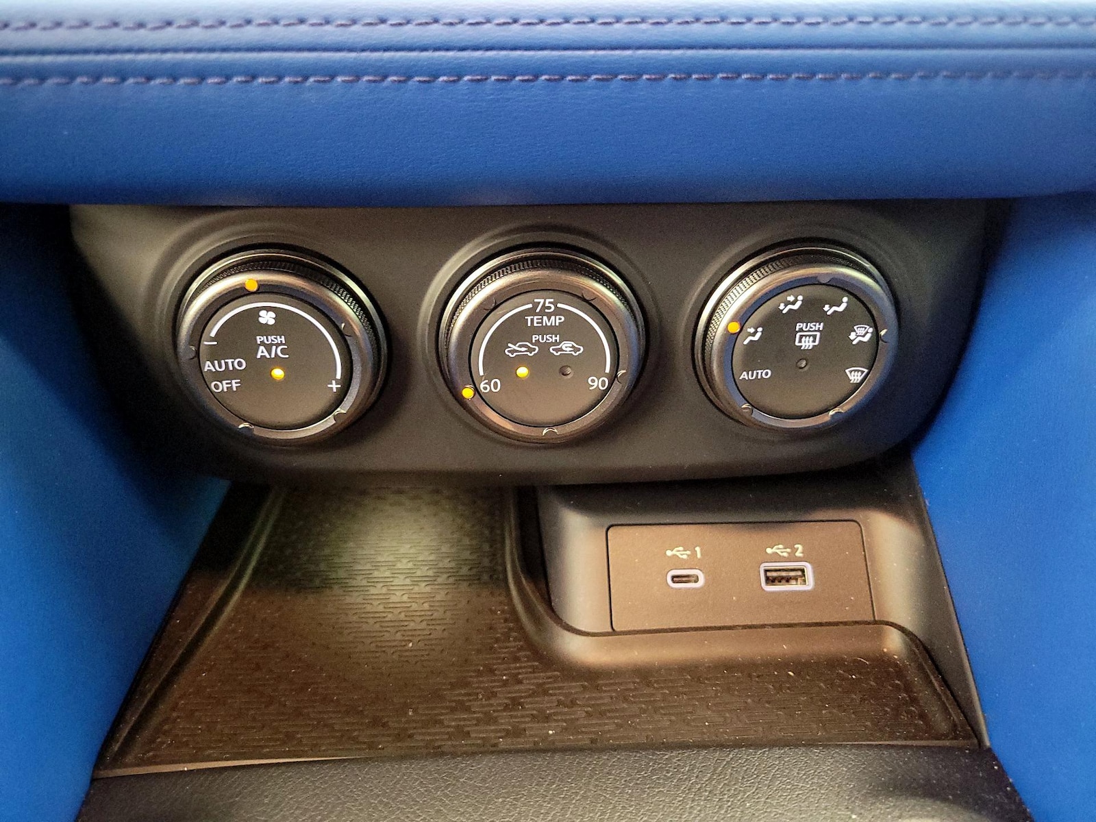 2024 Nissan Z Performance - Photo 18