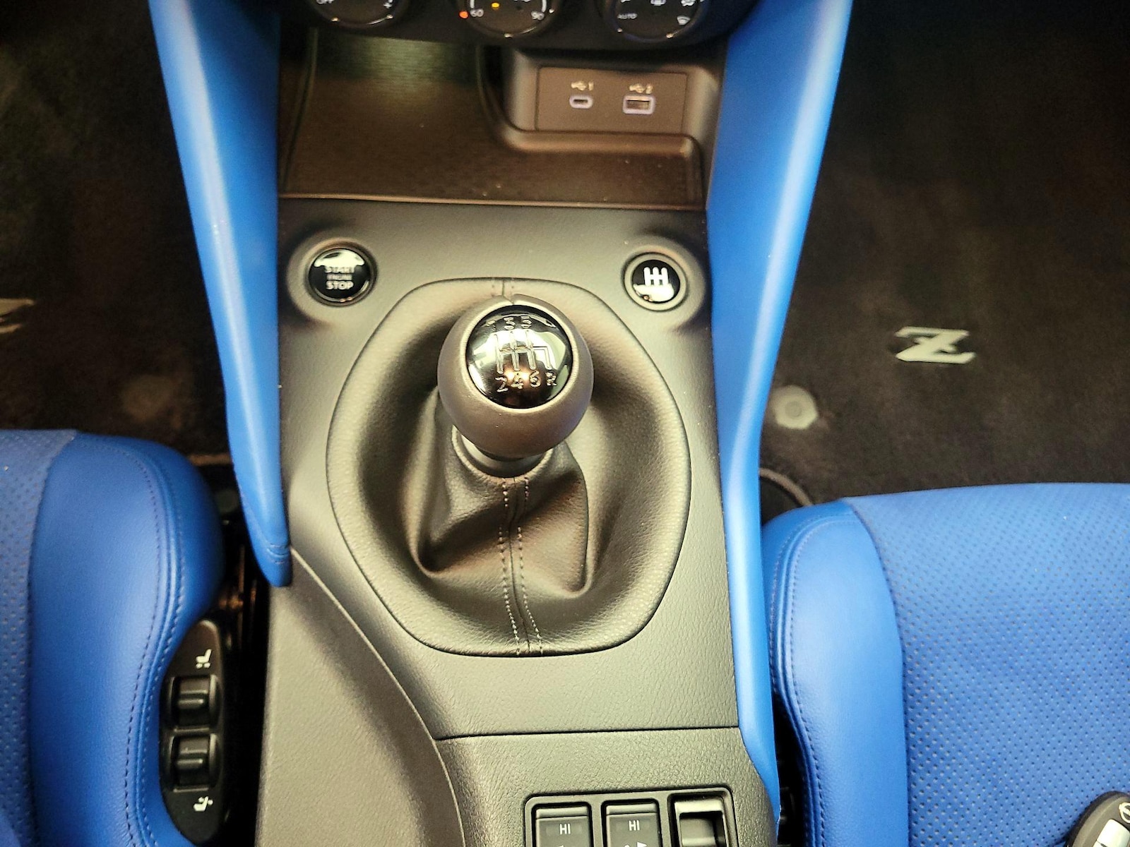 2024 Nissan Z Performance - Photo 19