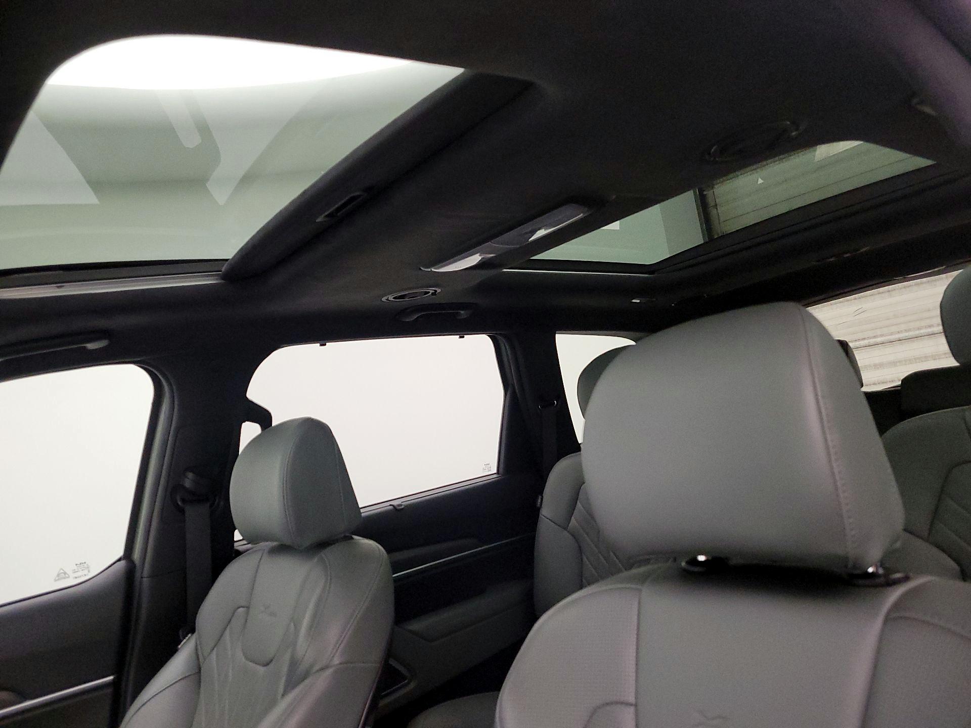 Thumbnail: 2023 Kia Telluride - 20