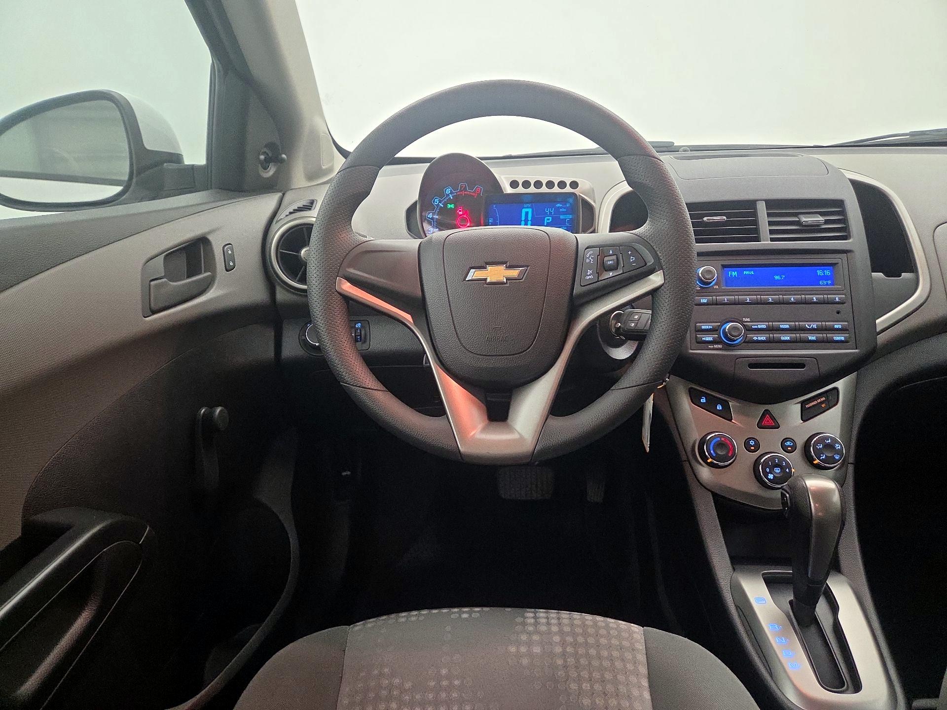 Thumbnail: 2016 Chevrolet Sonic - 10