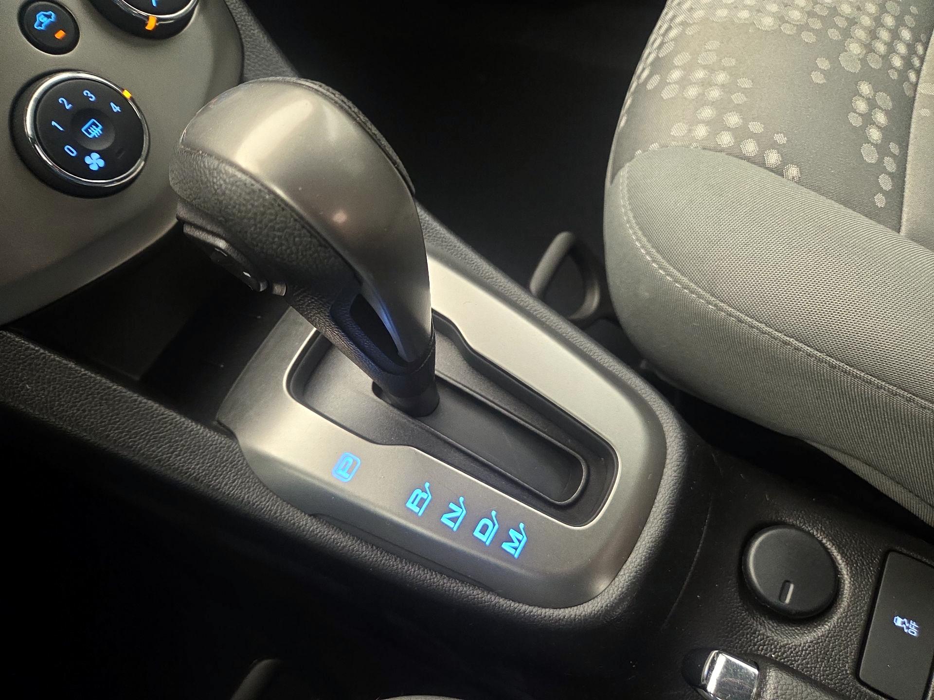 Thumbnail: 2016 Chevrolet Sonic - 16