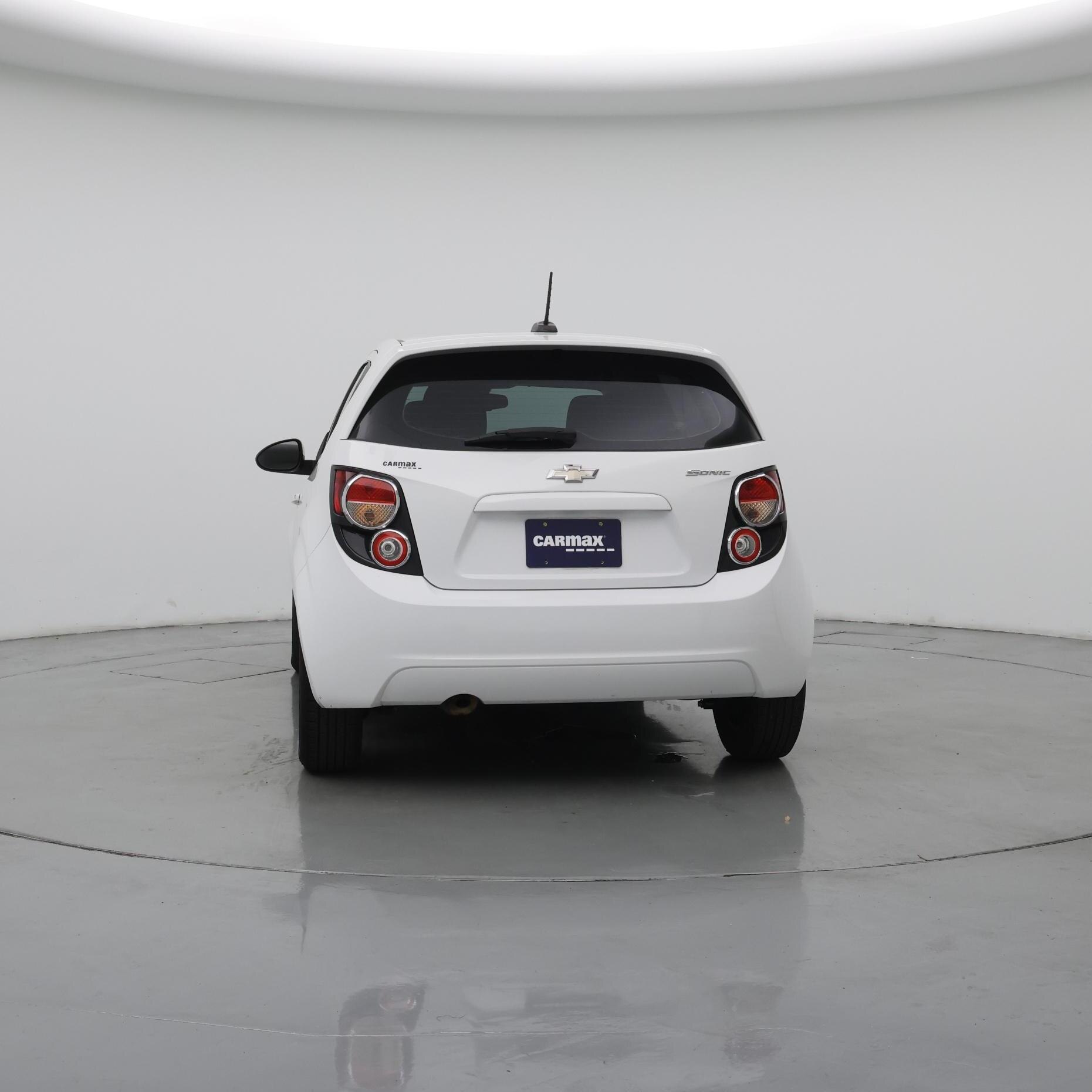 Thumbnail: 2016 Chevrolet Sonic - 5