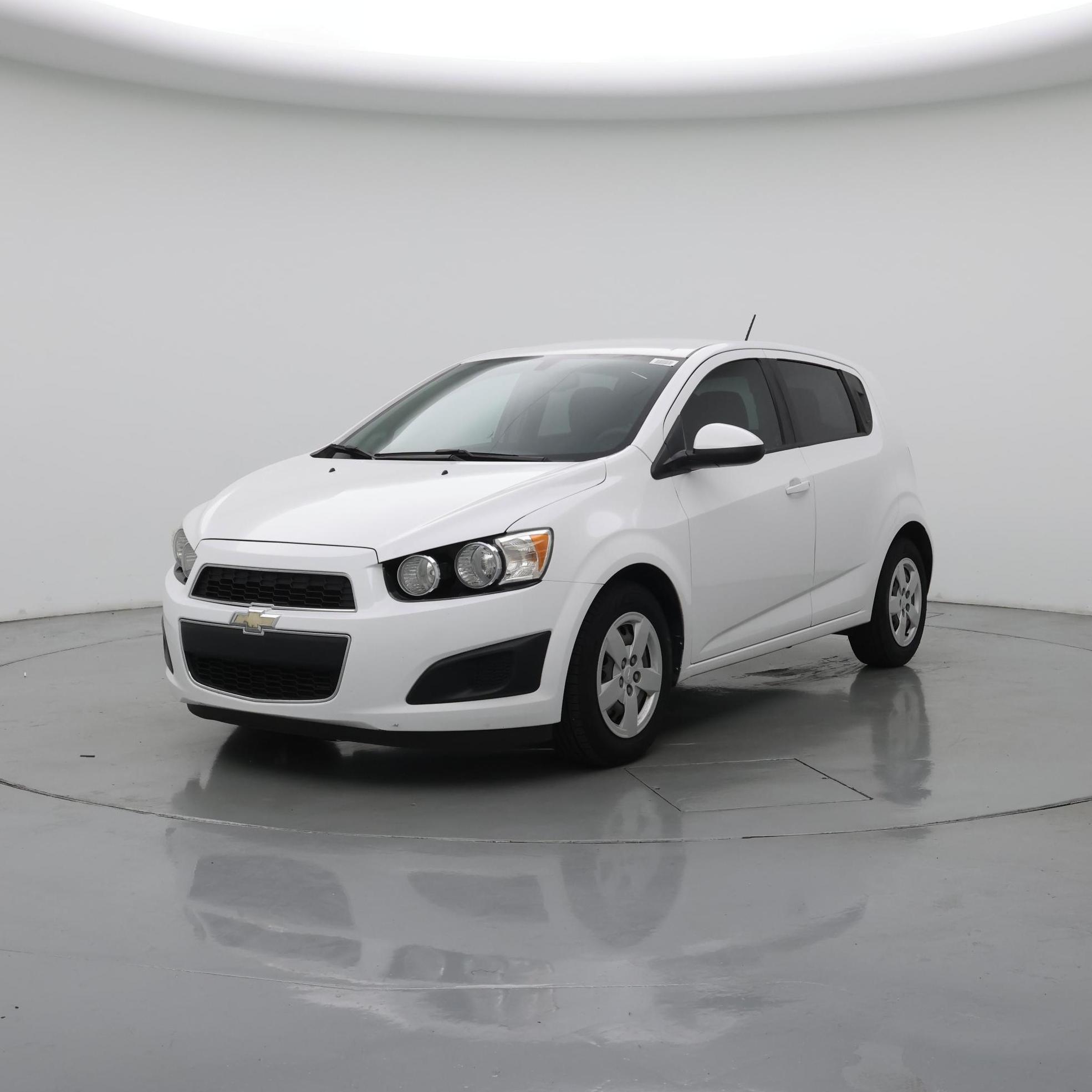 Thumbnail: 2016 Chevrolet Sonic - 8
