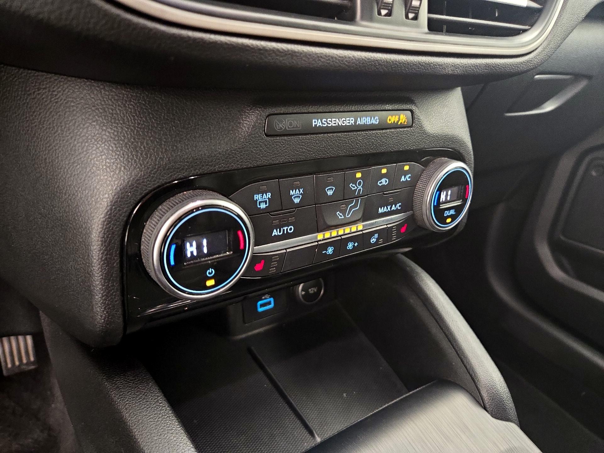 Thumbnail: 2021 Ford Escape - 16