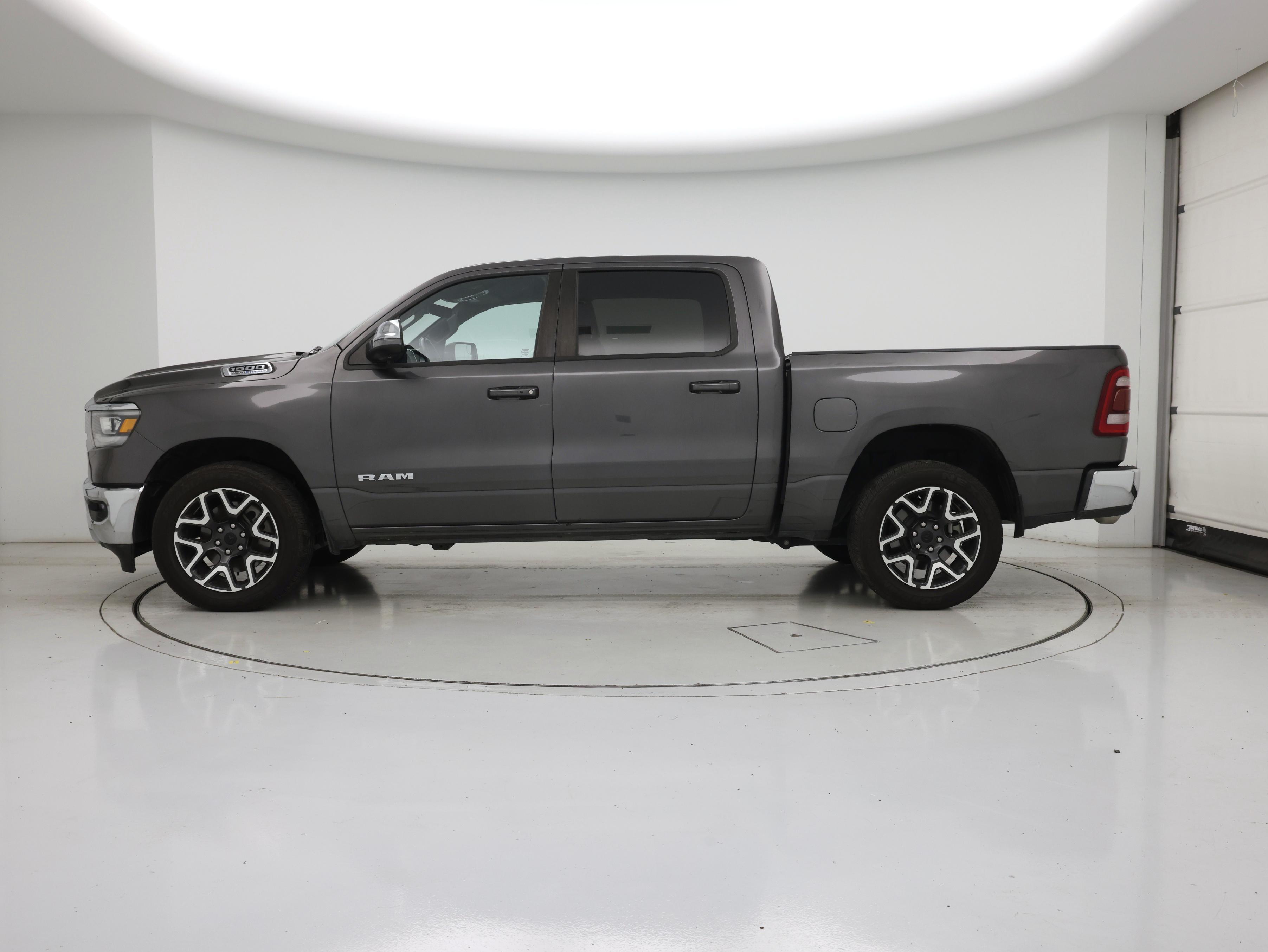 Thumbnail: 2024 RAM 1500 - 3