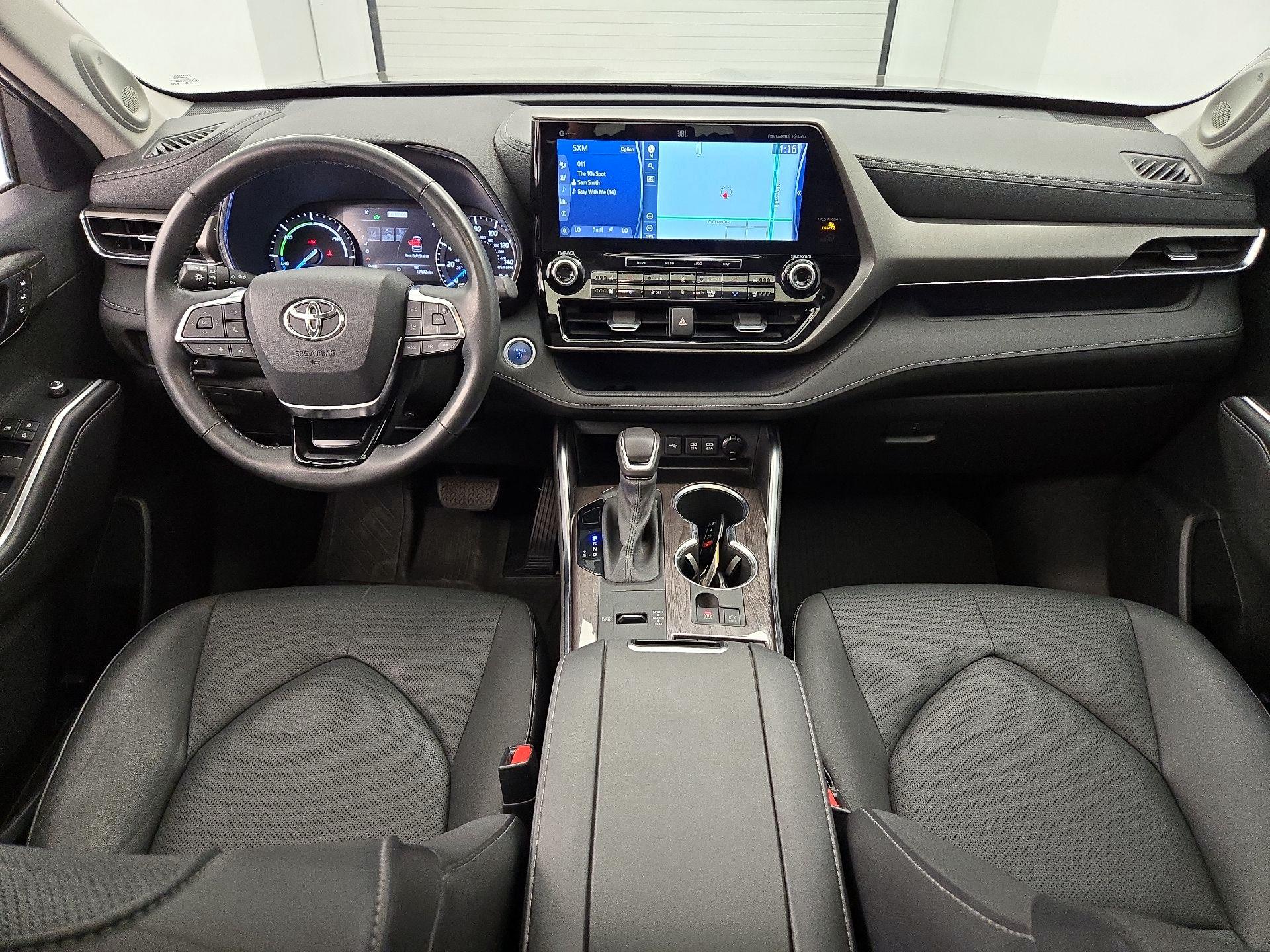 Thumbnail: 2020 Toyota Highlander - 9