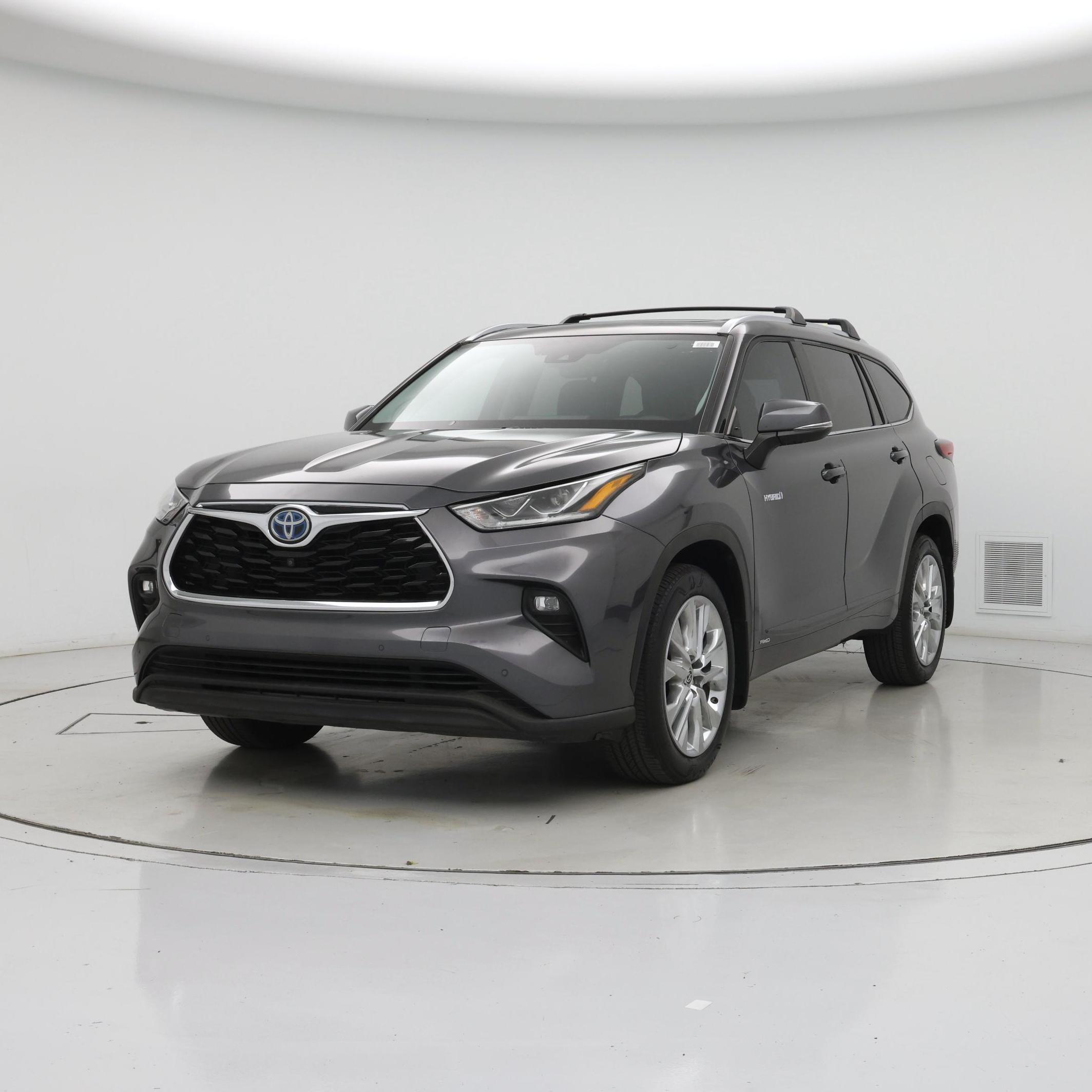 Thumbnail: 2020 Toyota Highlander - 4