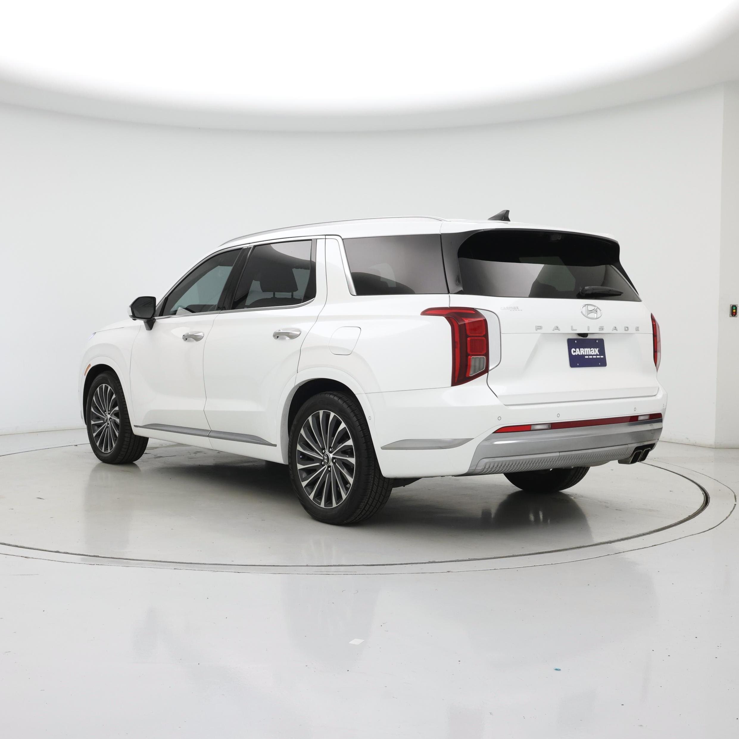Thumbnail: 2023 Hyundai Palisade - 2