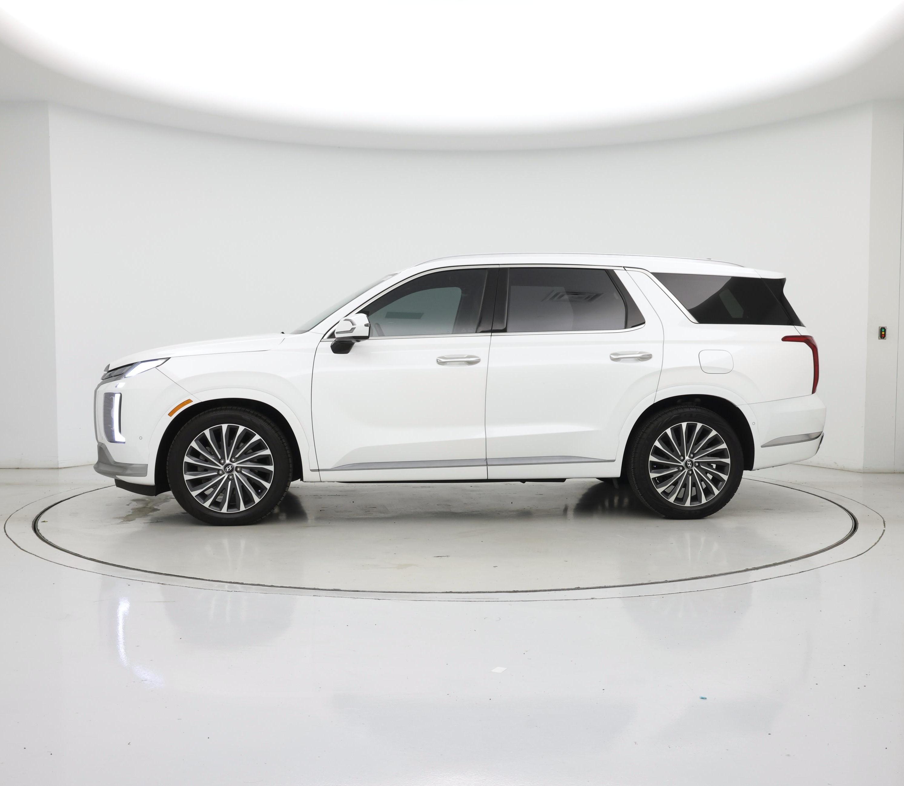 Thumbnail: 2023 Hyundai Palisade - 3