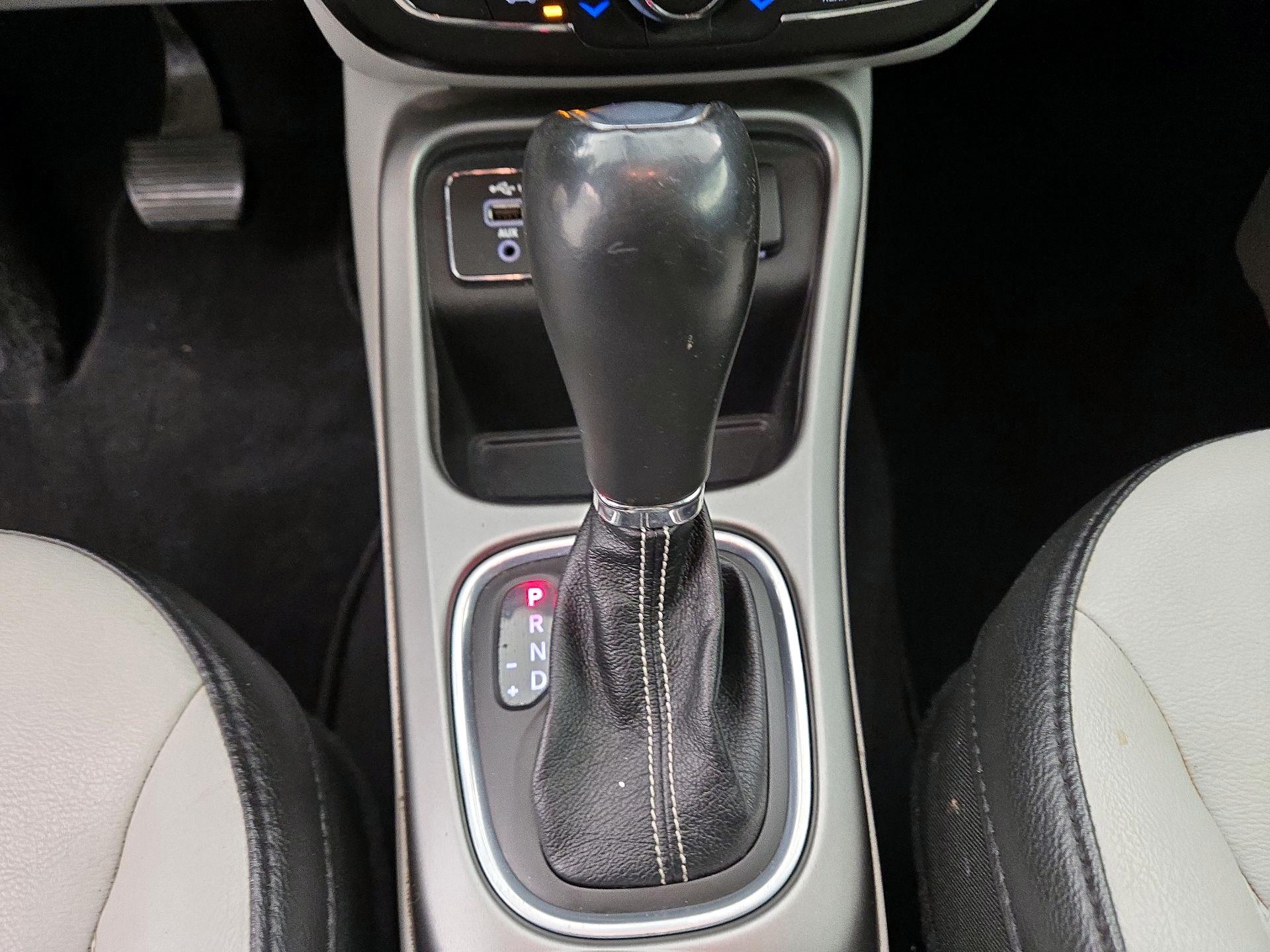 Thumbnail: 2021 Jeep Compass - 17
