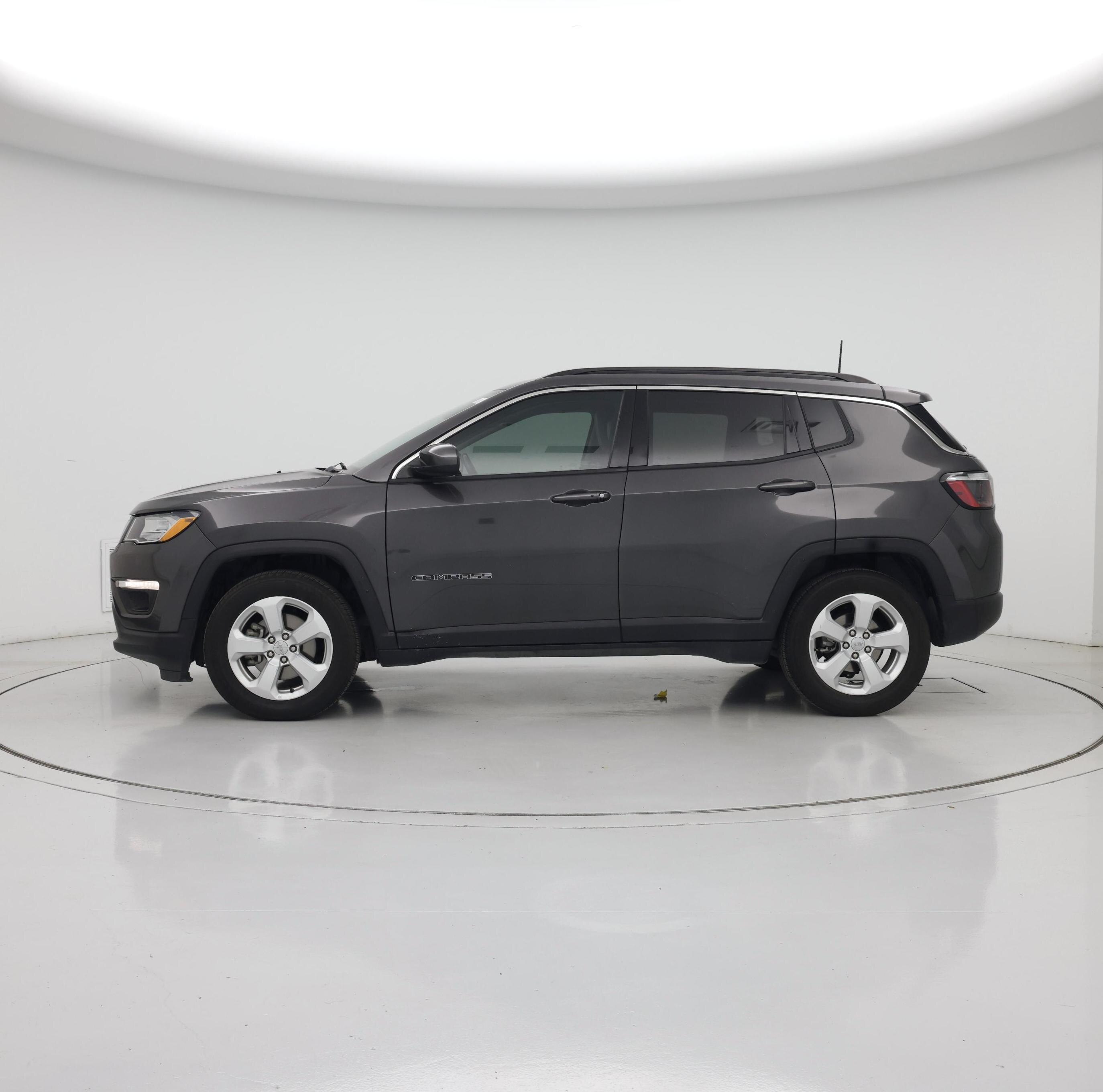 Thumbnail: 2021 Jeep Compass - 3