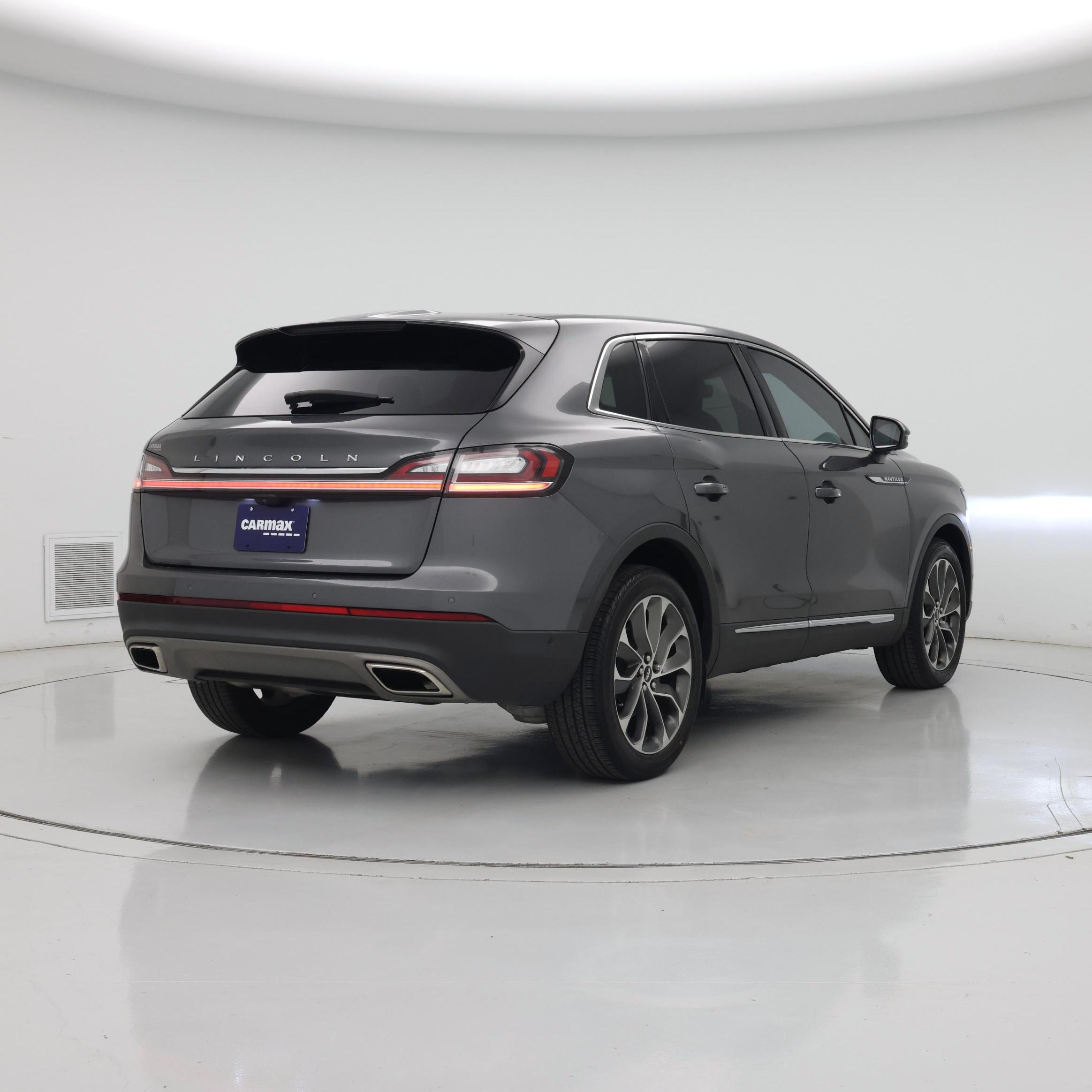 Thumbnail: 2022 Lincoln Nautilus - 8
