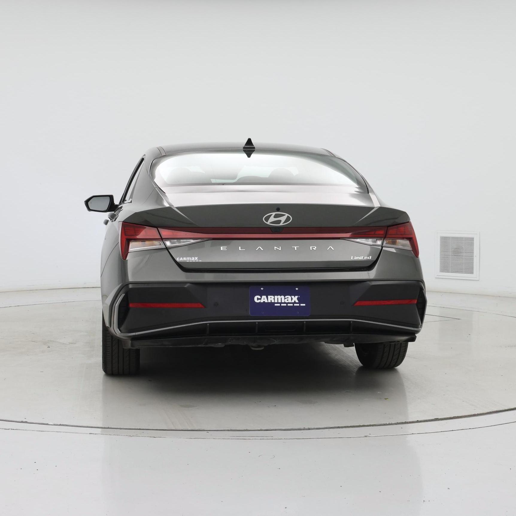 Thumbnail: 2024 Hyundai Elantra - 6