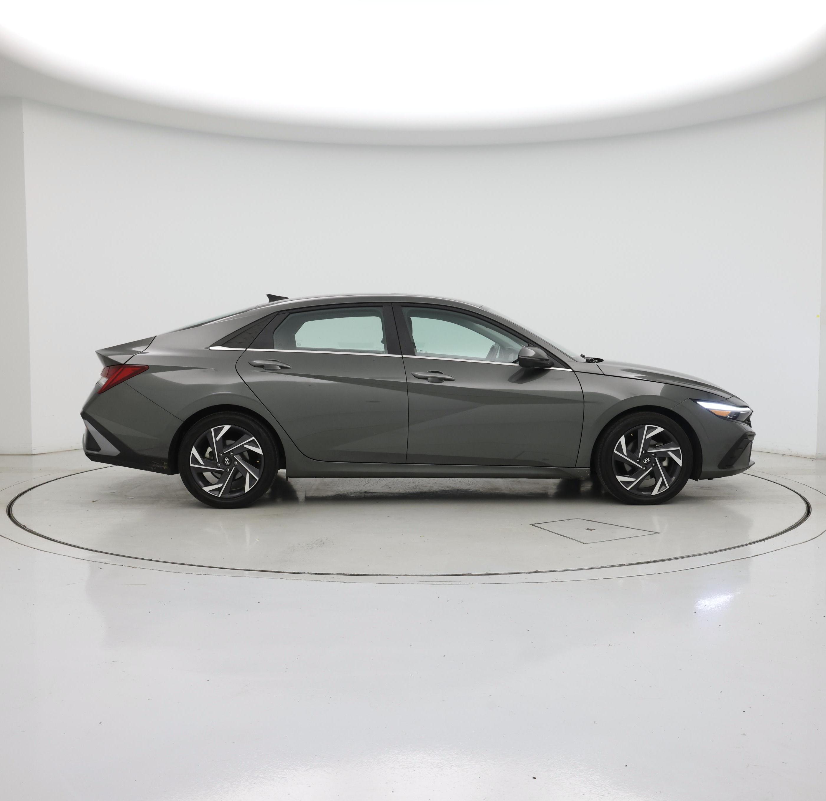 Thumbnail: 2024 Hyundai Elantra - 7